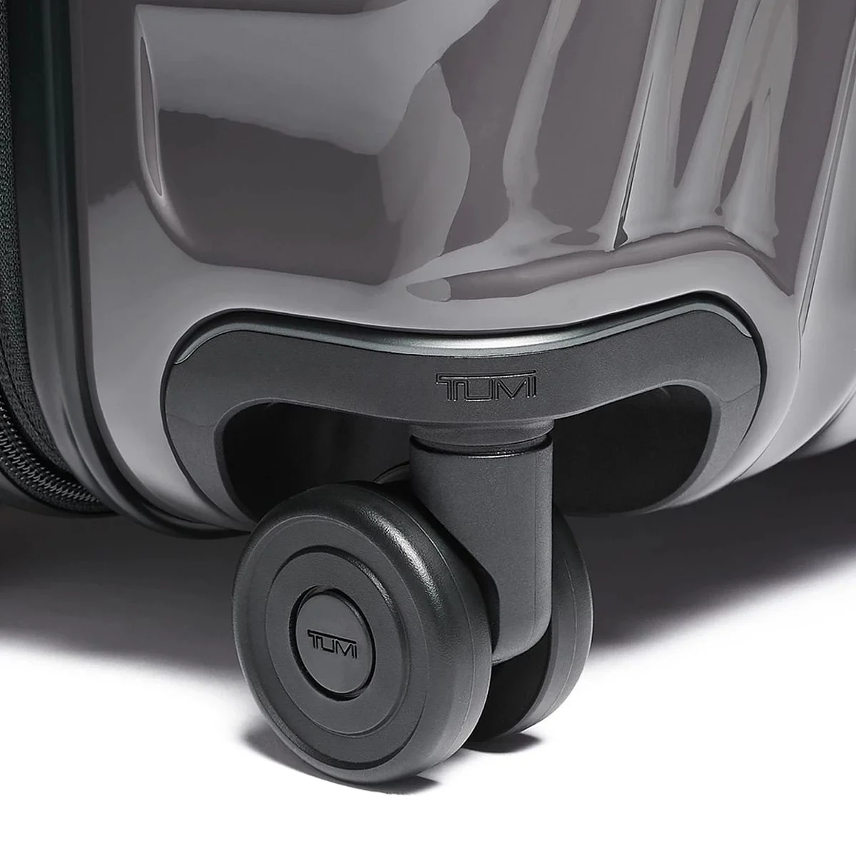 19 Degree Short Trip Expandable 4 Wheeled Packing Case Checked Luggage Iron