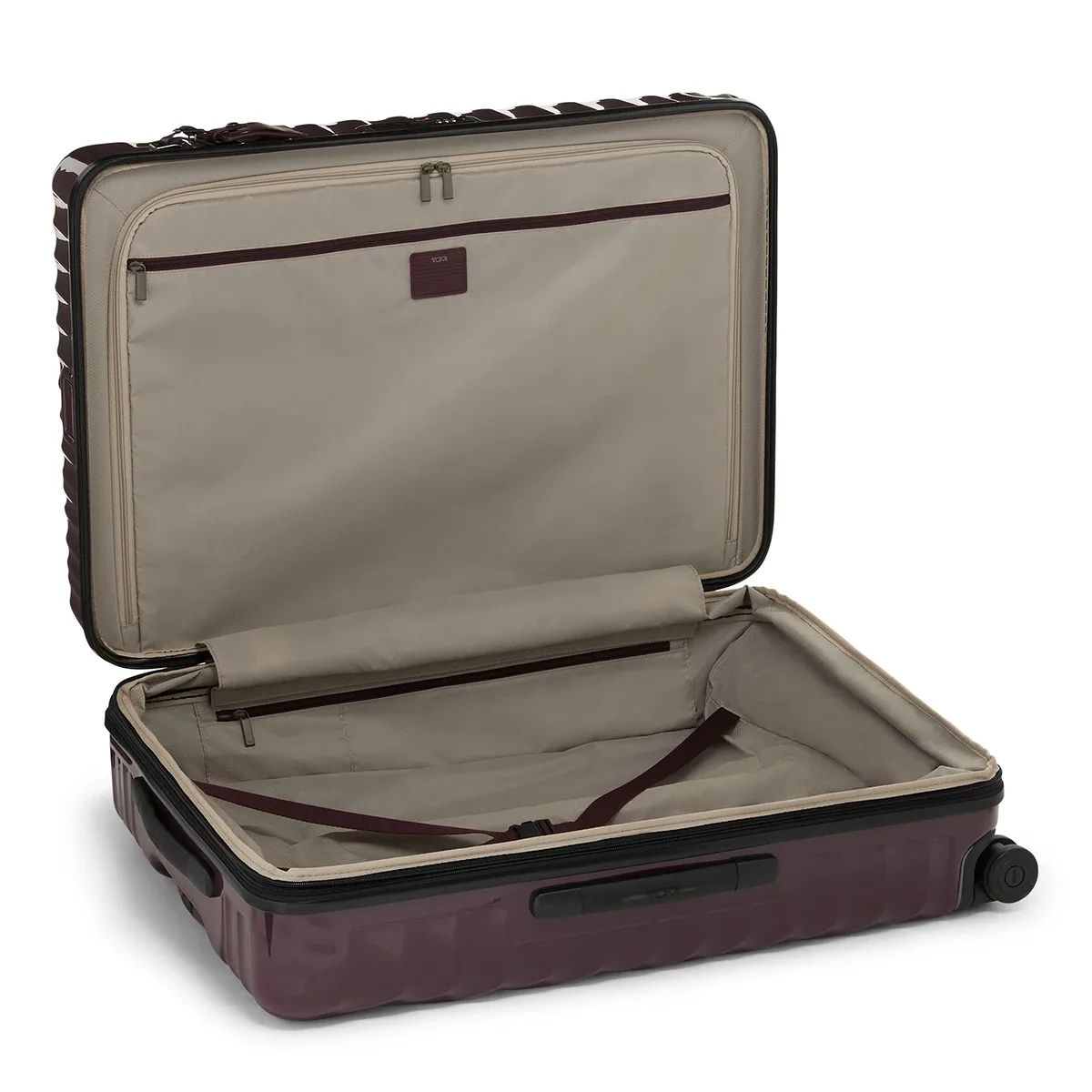 19 Degree Extended Trip Expandable 4 Wheeled Packing Case