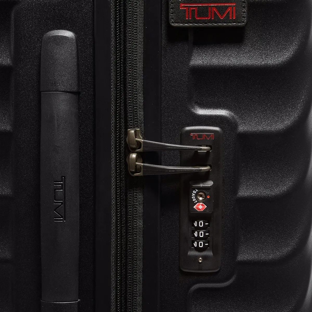19 Degree Extended Trip Expandable 4 Wheeled Packing Case