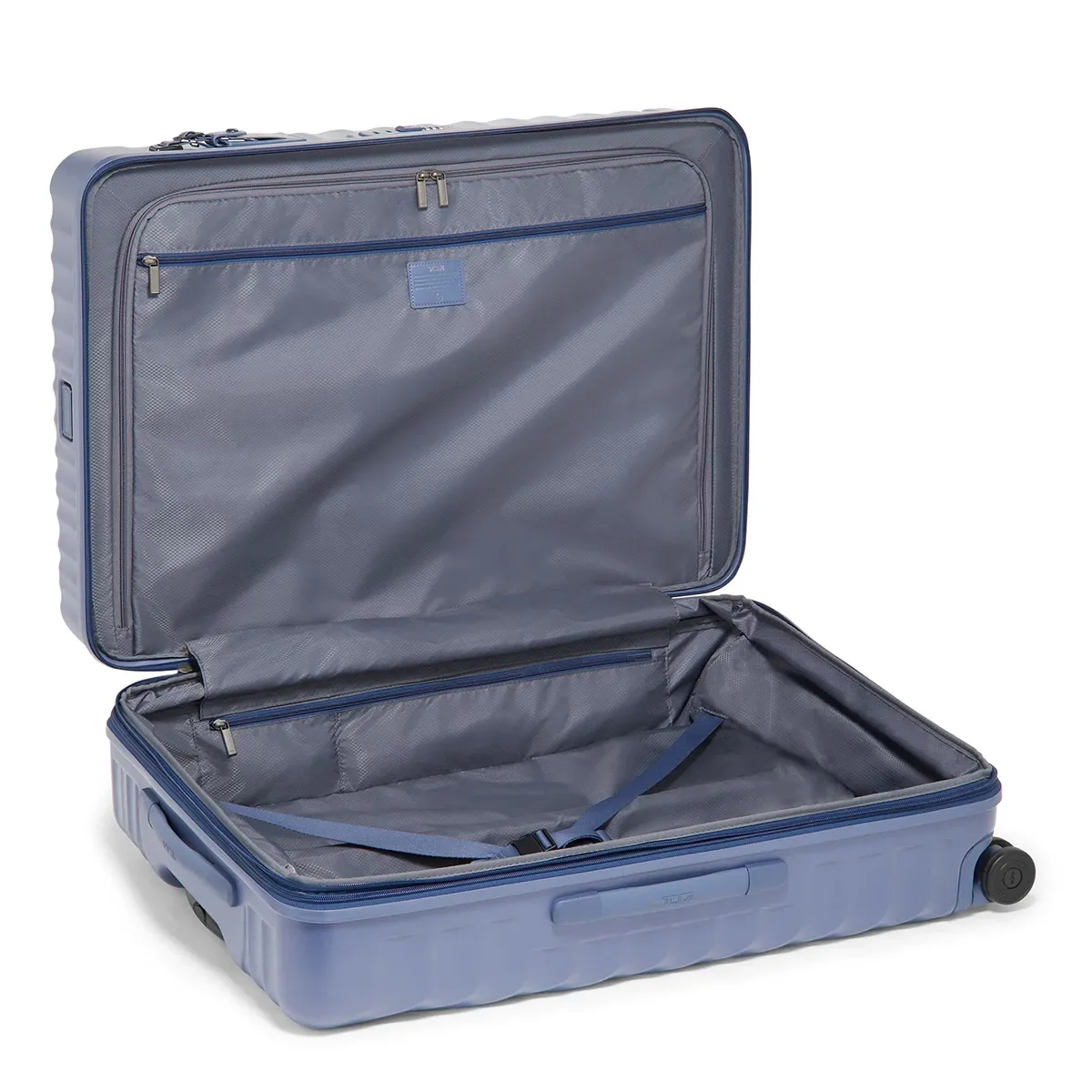 19 Degree Extended Trip Expandable 4 Wheeled Packing Case