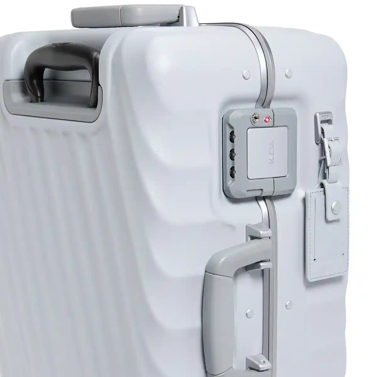 International 4 Wheel Carry On