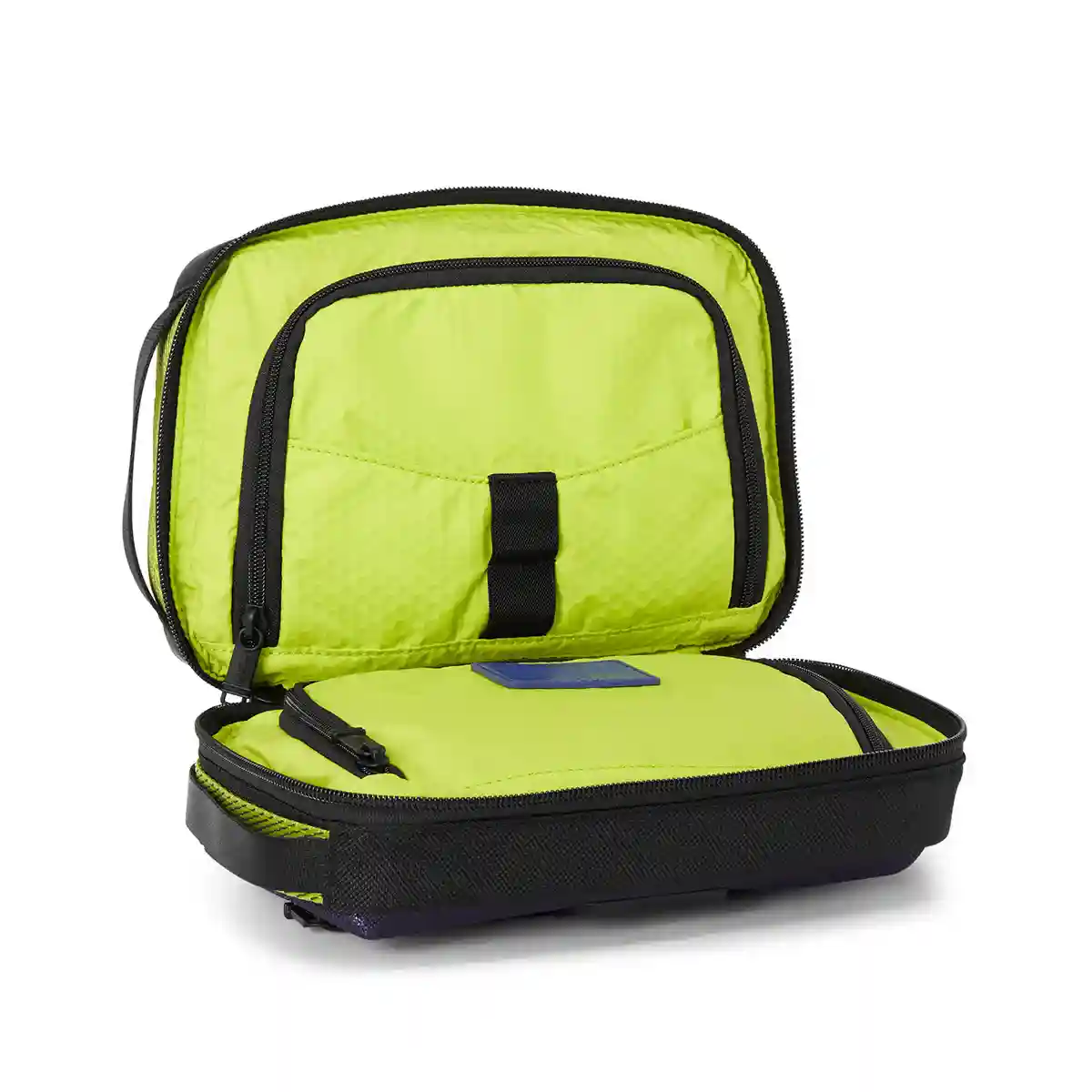 Hanging Travel Kit