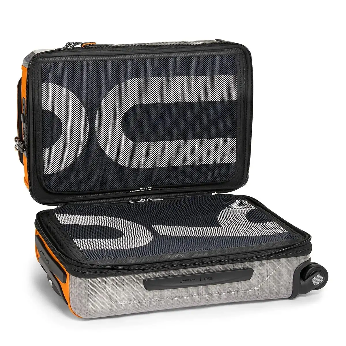 Aero International Expandable 4 Wheeled Carry-On