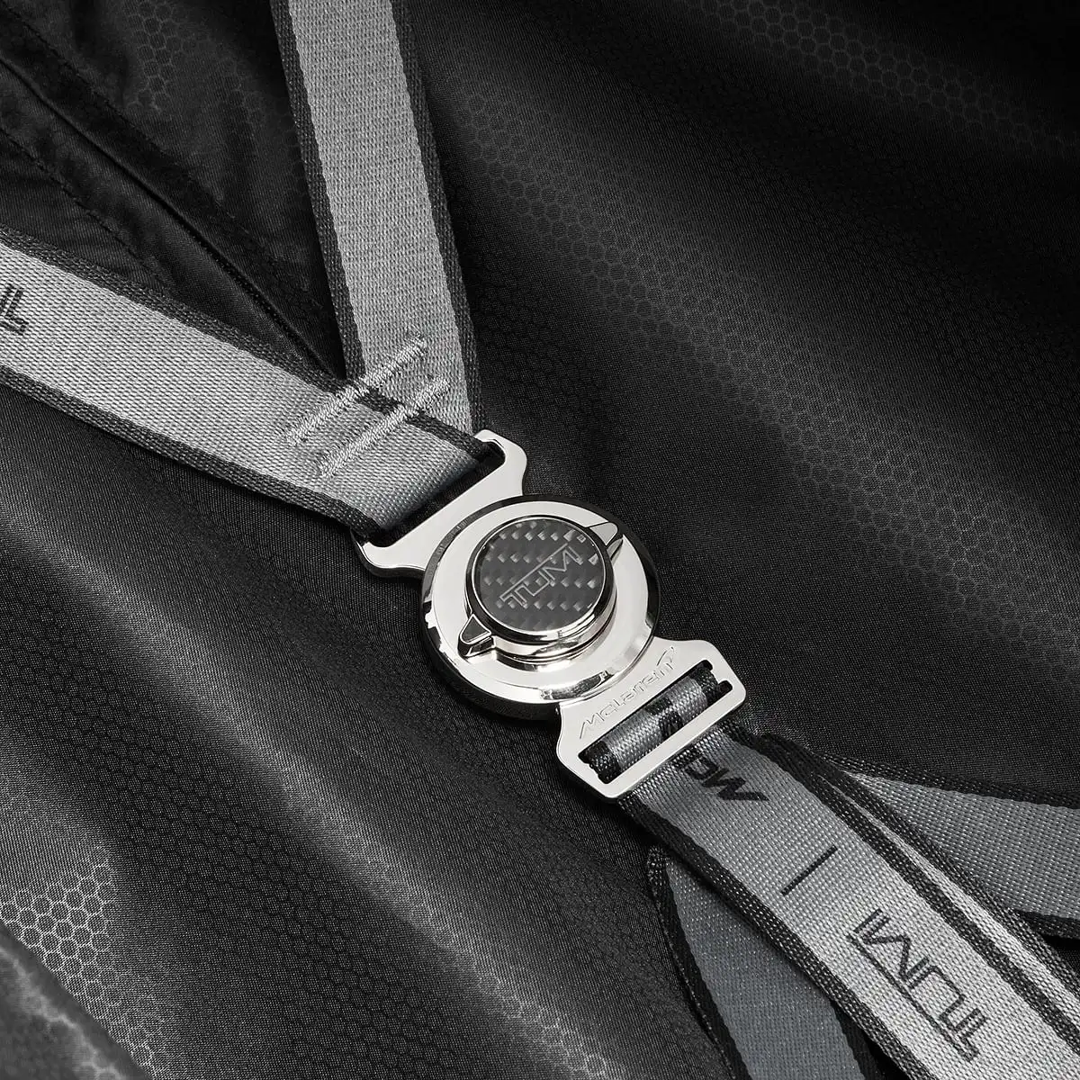 Aero International Expandable 4 Wheeled Carry-On
