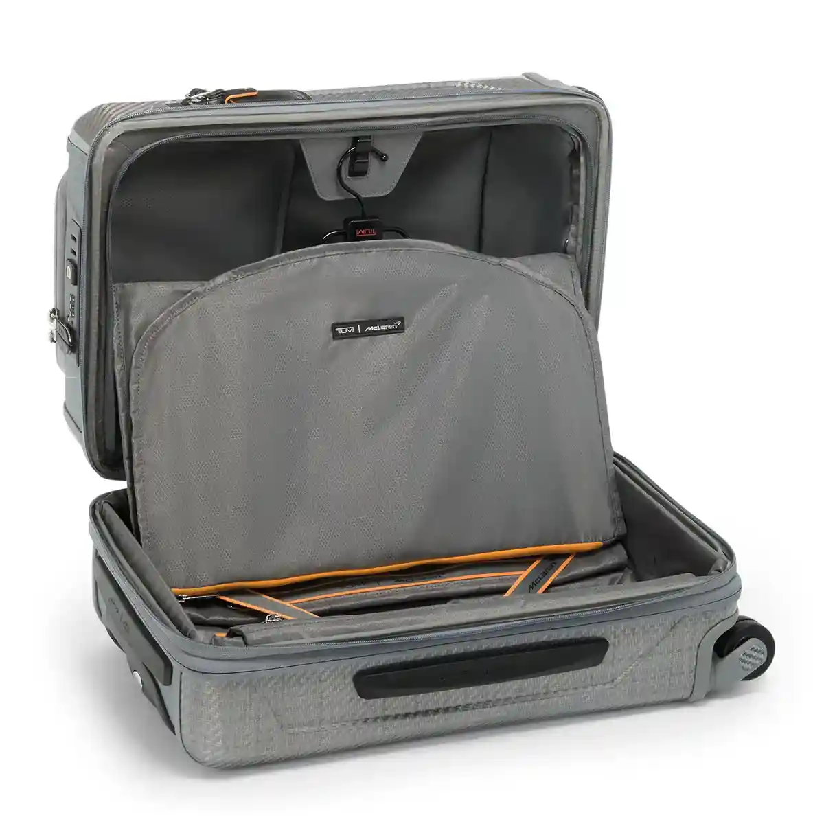 Aero International Expandable 4 Wheeled Carry-On