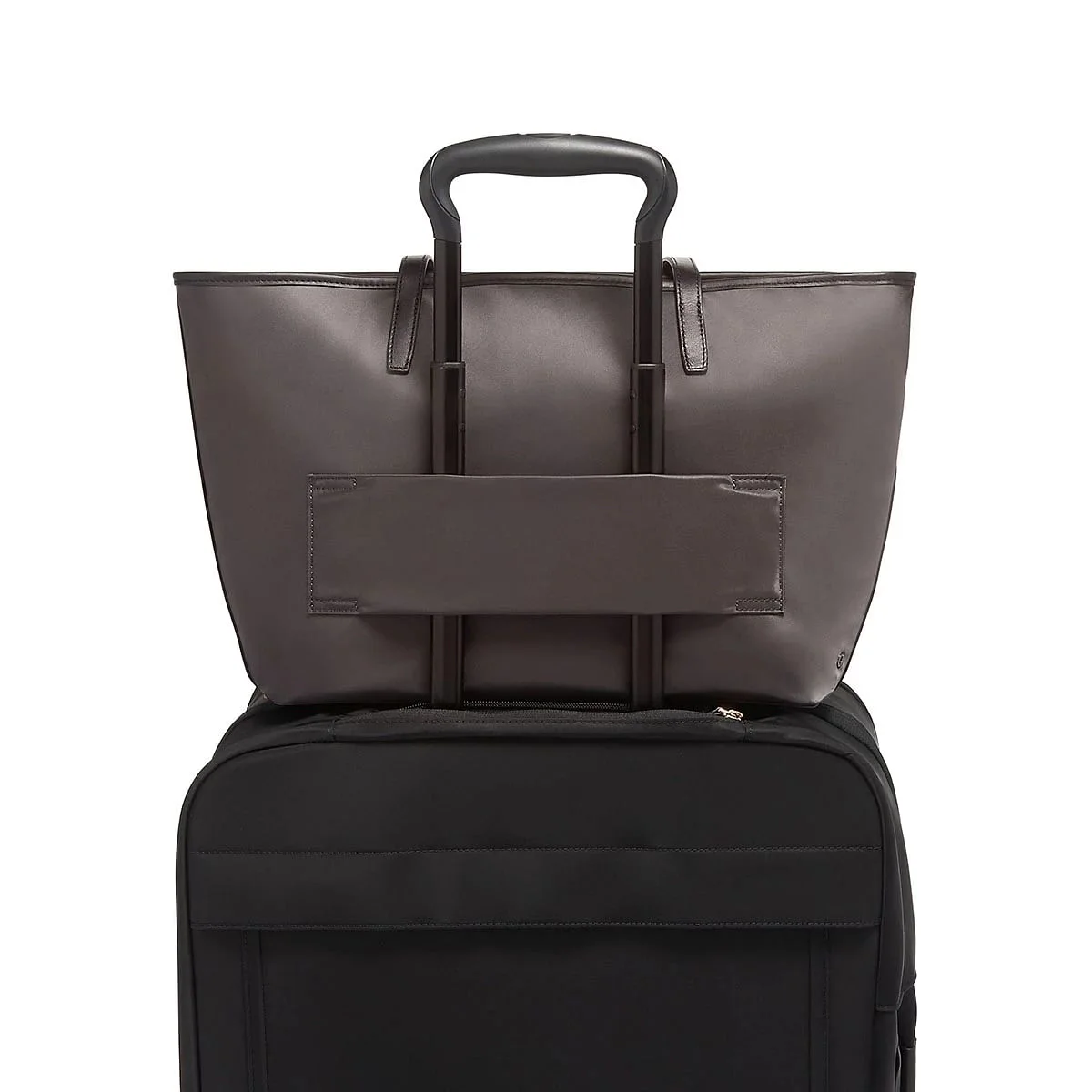 Voyageur Small Everyday Tote Iron/Black