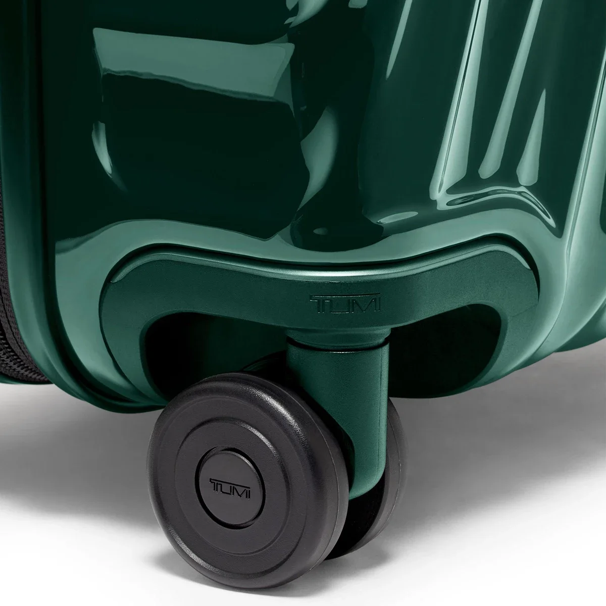 19 Degree International Expandable 4 Wheeled Carry-On