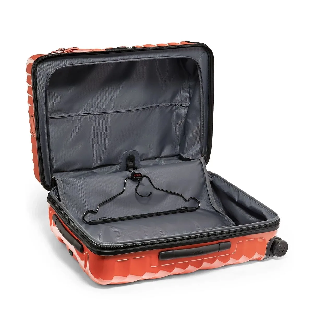 19 Degree Short Trip Expandable 4 Wheeled Packing Case
