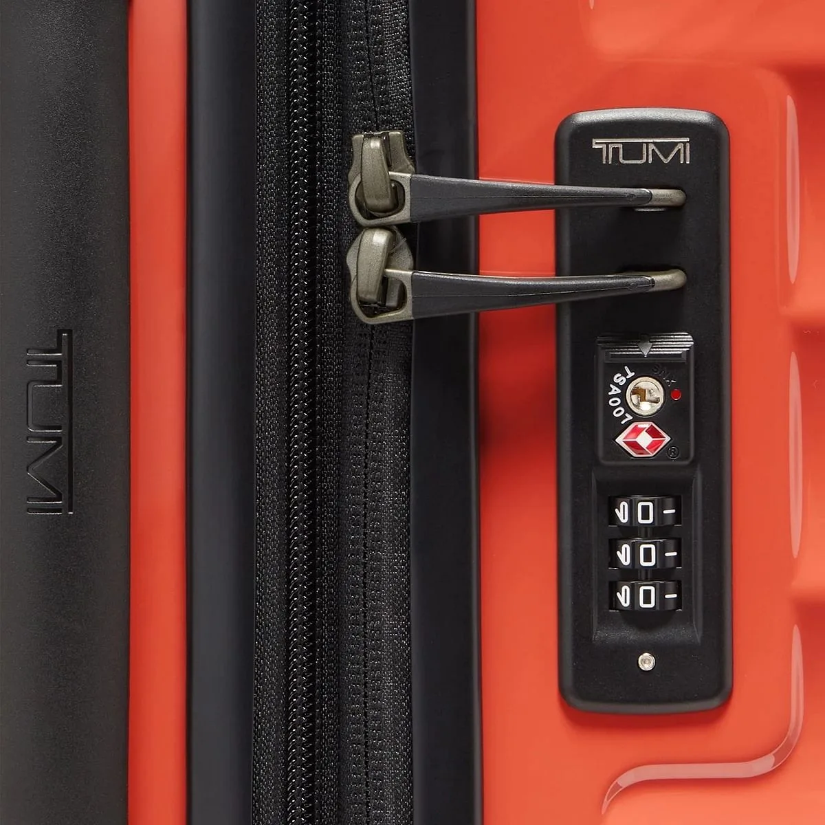 19 Degree Short Trip Expandable 4 Wheeled Packing Case