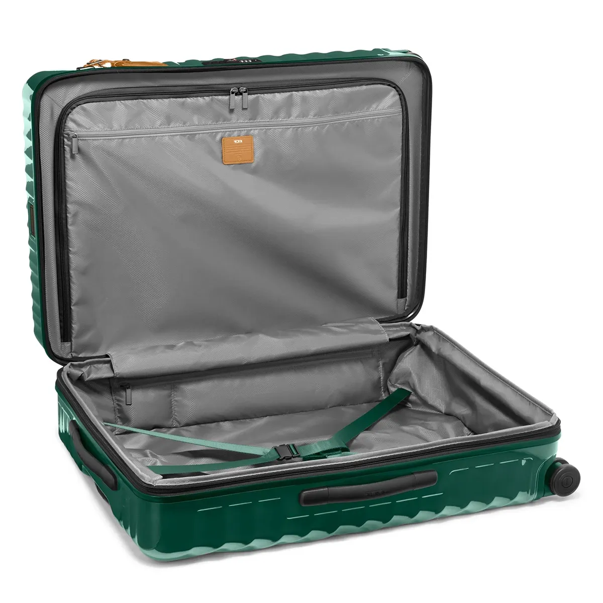 19 Degree Extended Trip Expandable 4 Wheeled Packing Case