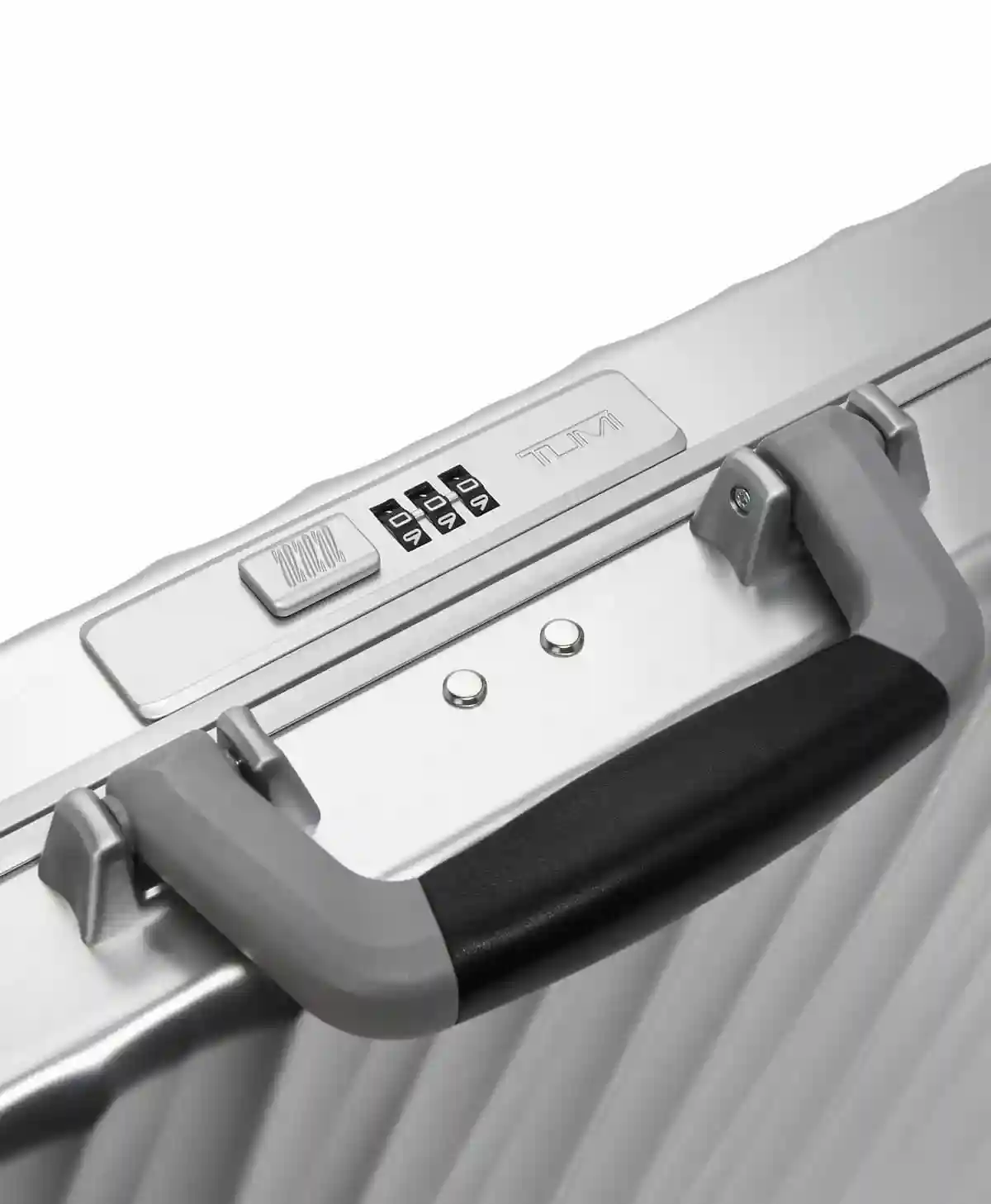 19 Degree Aluminum Briefcase Laptop Satchel