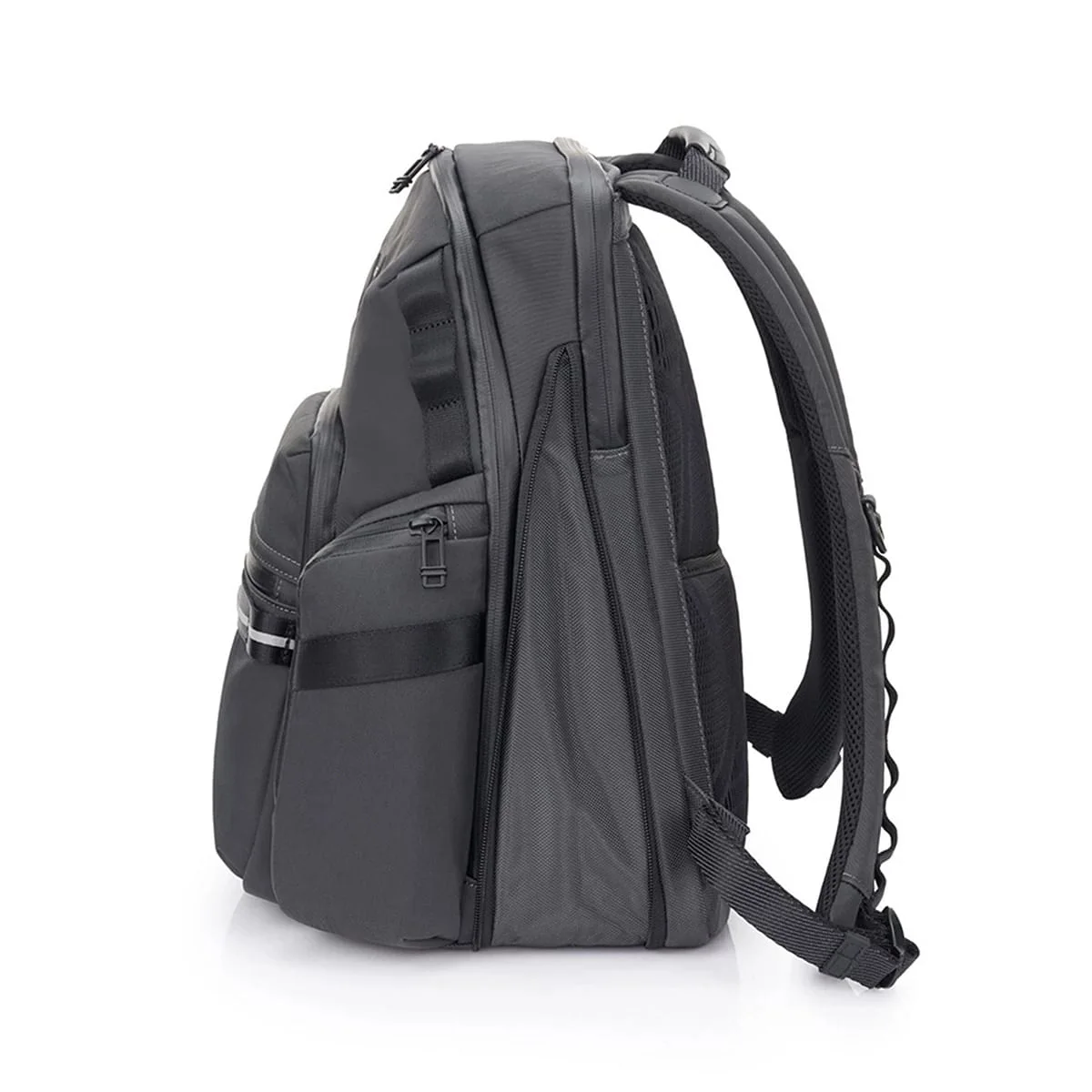 https://cdn.fynd.com/v2/falling-surf-7c8bb8/fyprod/wrkr/products/pictures/item/free/original/tumi/144583T272/2/MPfr0z81Zq-410341752001_3_5284.webp
