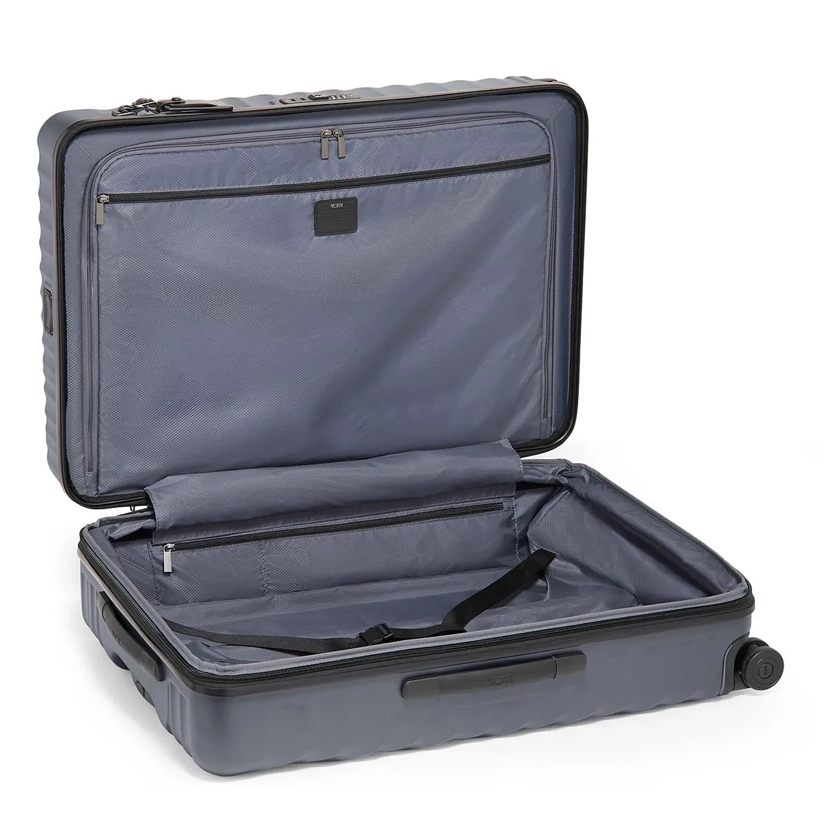 19 Degree Extended Trip Expandable 4 Wheel Packing Case