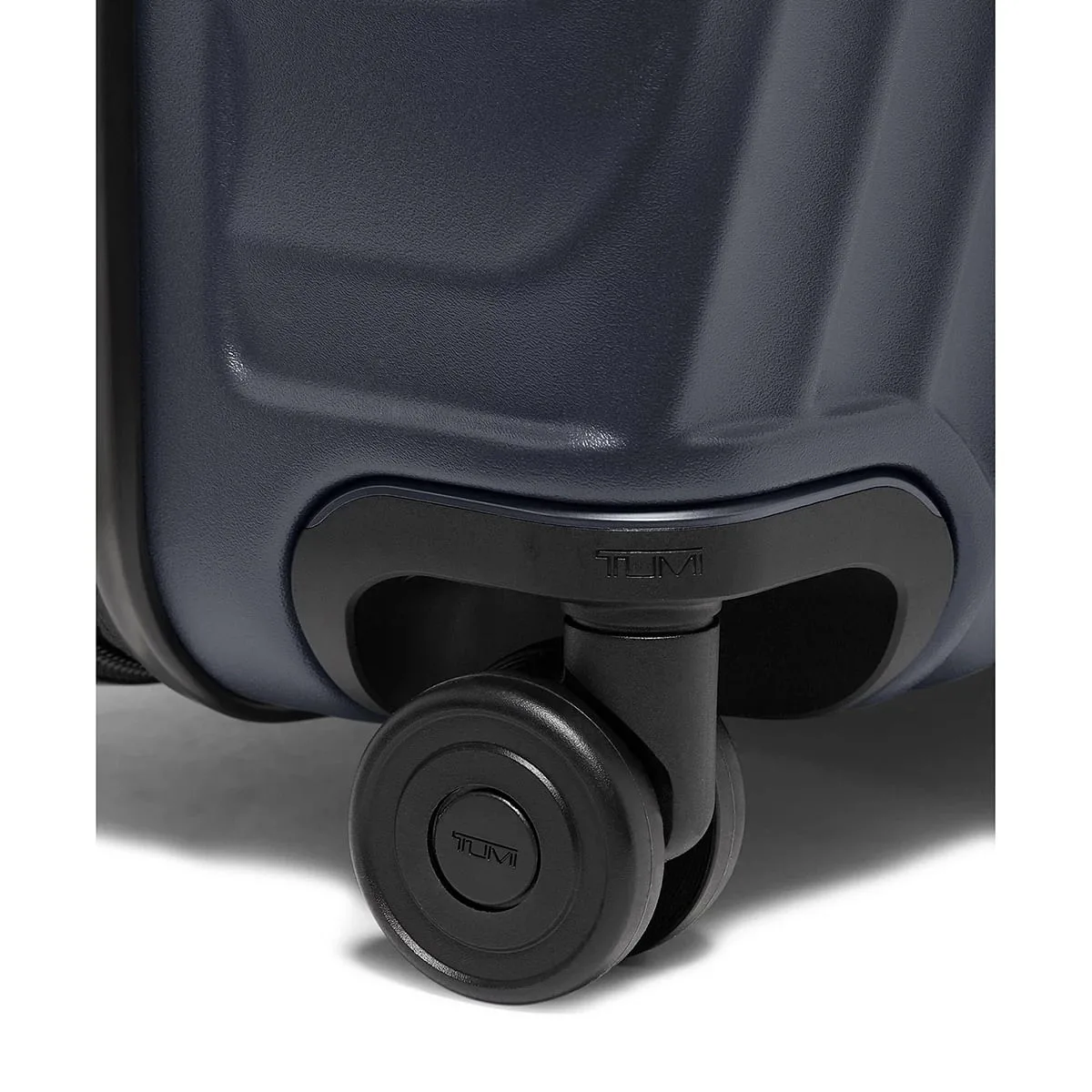 19 Degree Extended Trip Expandable 4 Wheel Packing Case