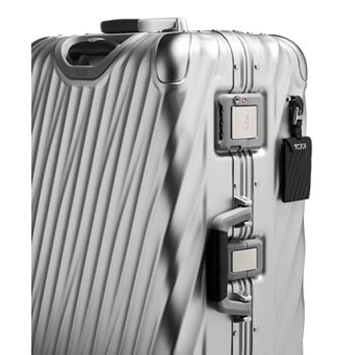 19 Degree Aluminum International Carry-On