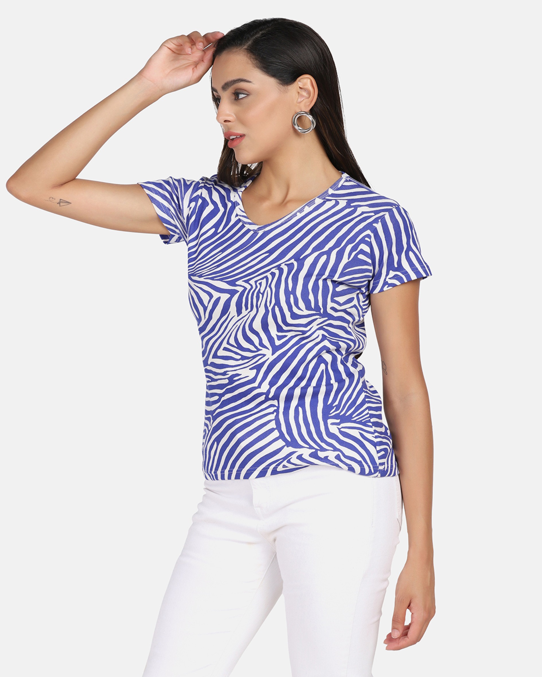 Abstract Blue Print V Neck Cotton 2/2 Rib T Shirt
