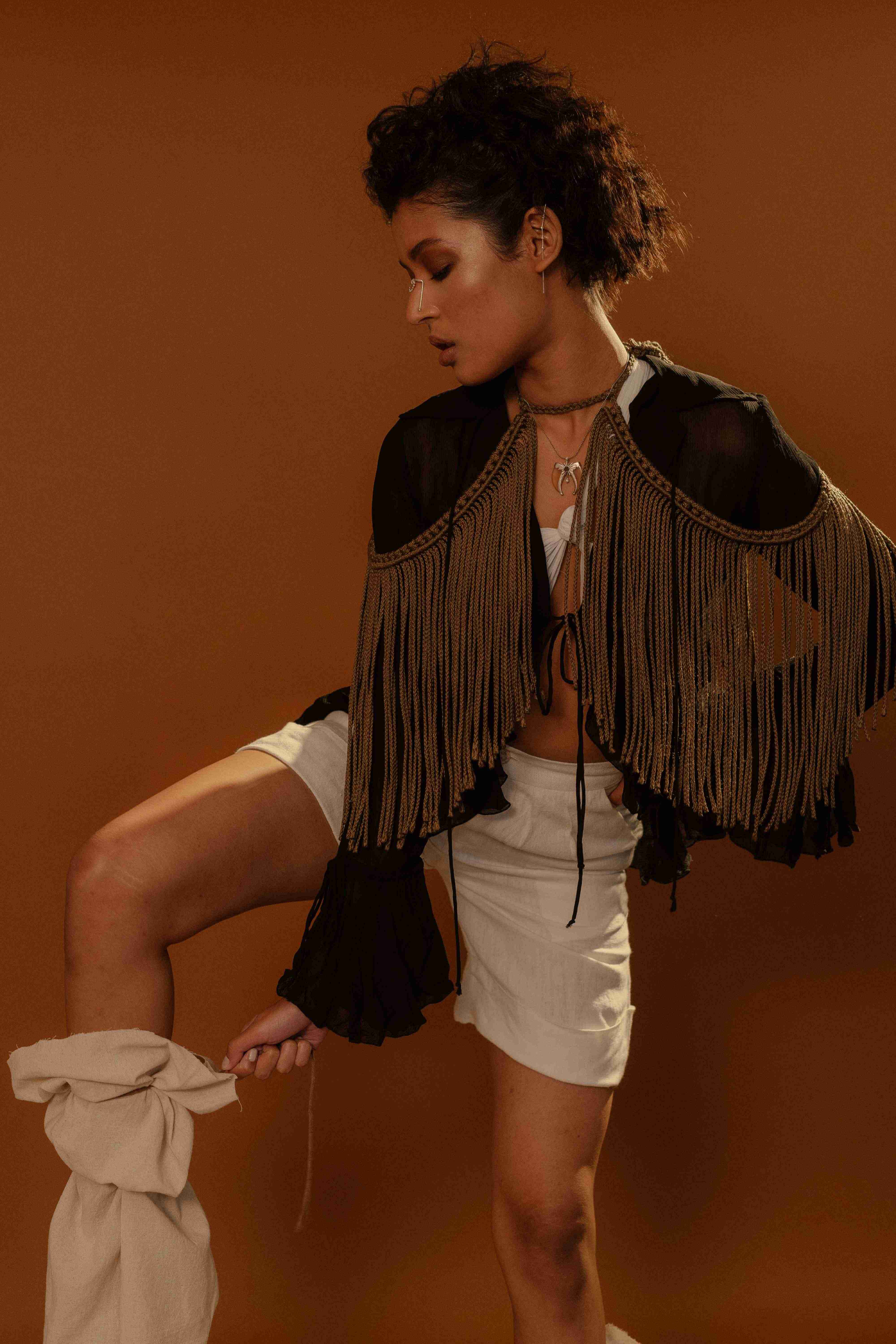 Shoulder Me The Details