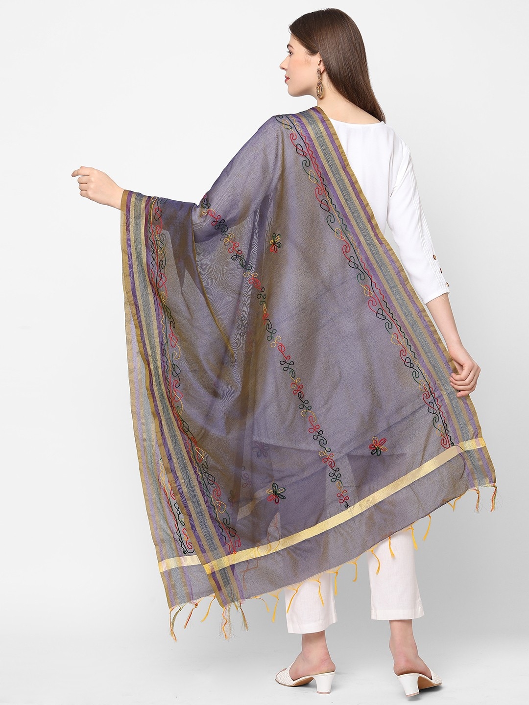Get Wrapped | Get Wrapped Embroidered Dupatta with Borders  for Women 3