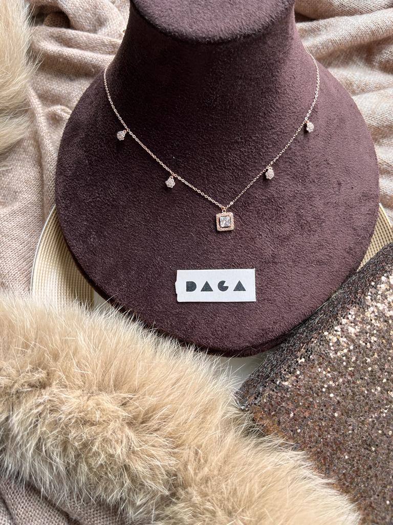 DAGA | R square charm necklace undefined