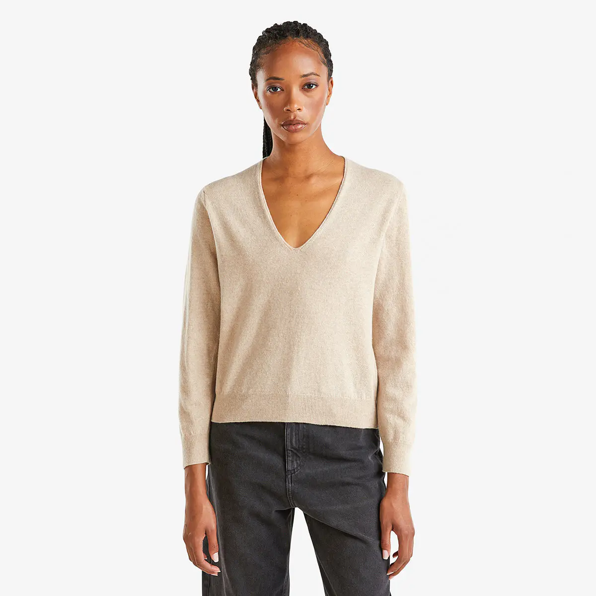Woman Beige V-Neck Sweater In Pure Merino Wool