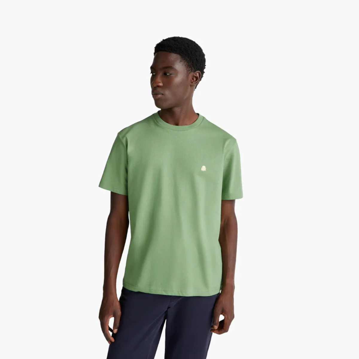 Man Basic Cotton T-Shirt