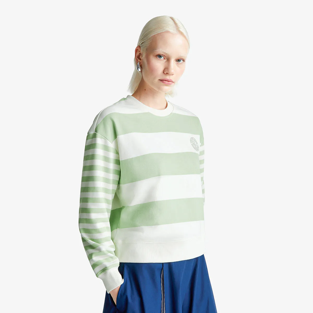 Woman Striped Crew Neck Hoodie