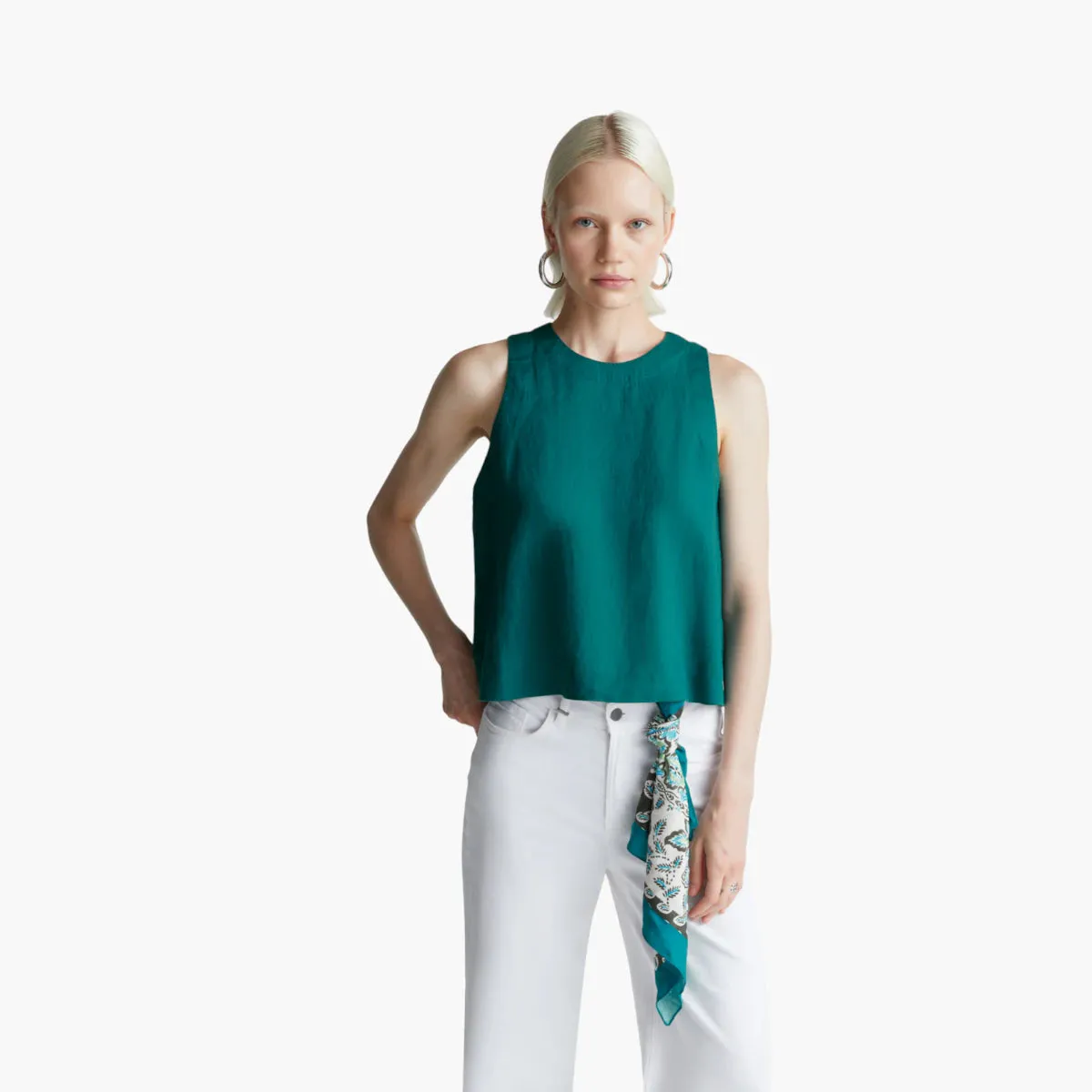 Woman Sleeveless Top In Pure Linen