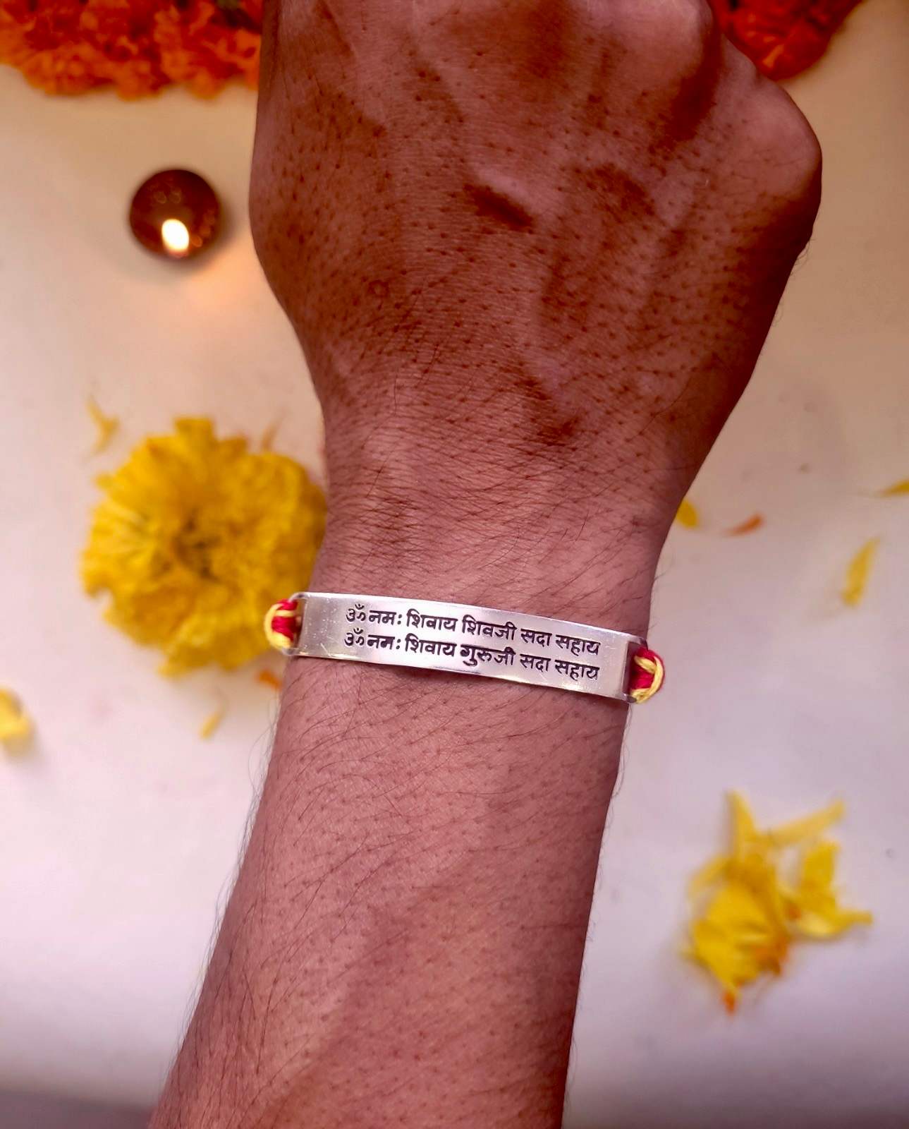 92.7 Silver Pair of Guruji Mantra