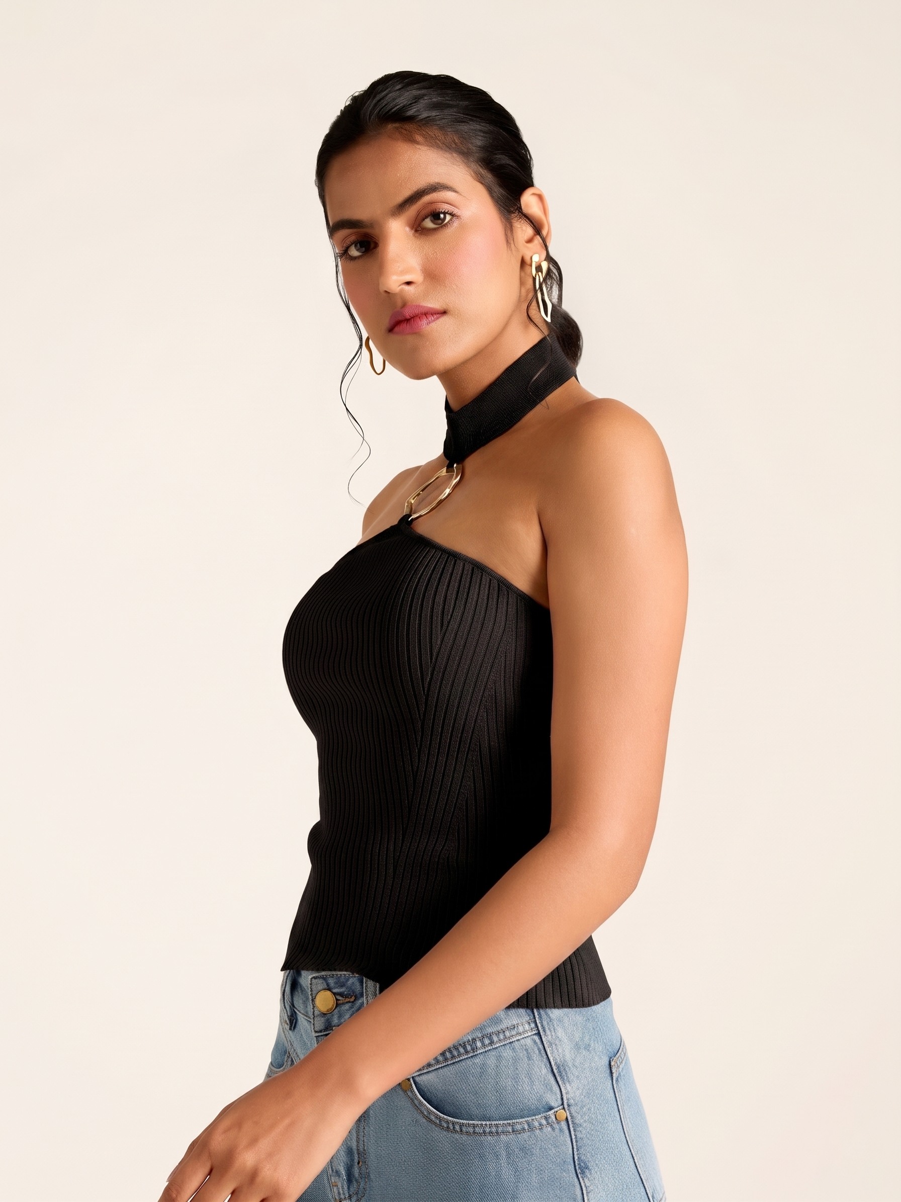 Black Chase Short Top