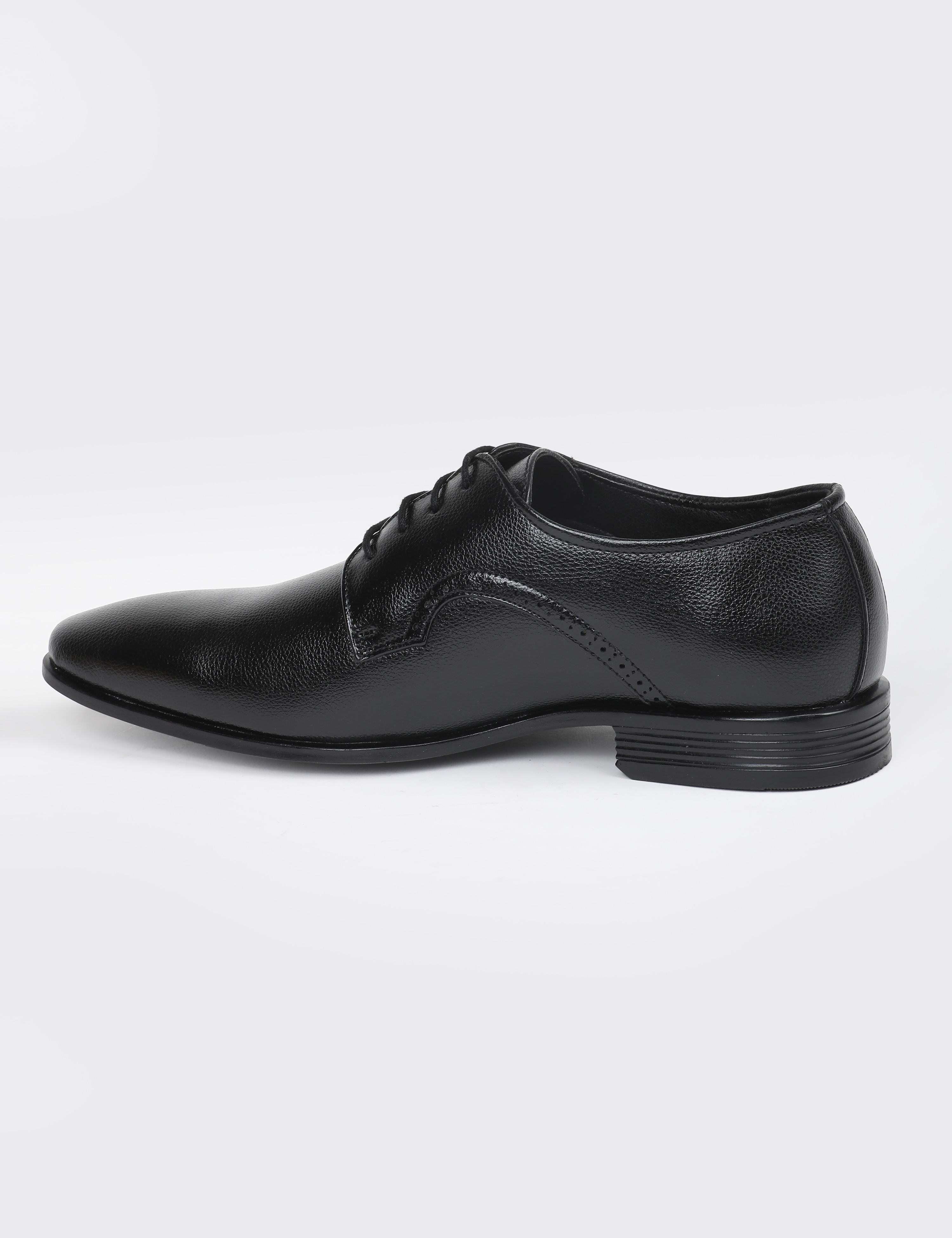 The Tyrion Black Men Formal Derby V8 By Ruosh