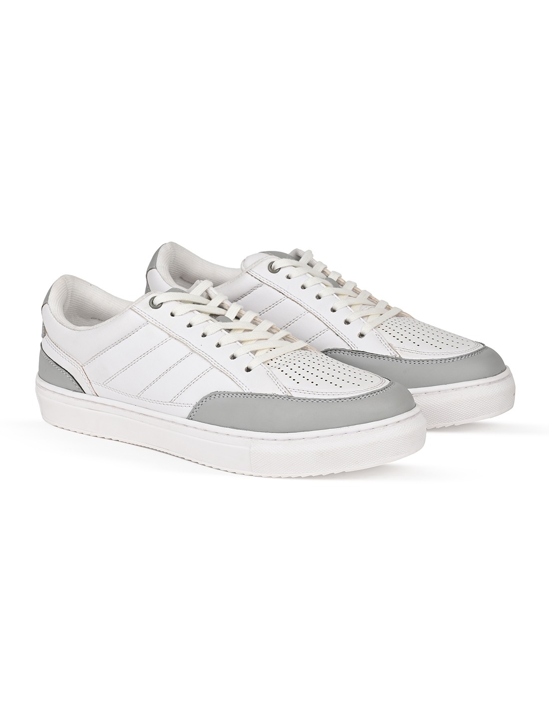 The Groove Grey Men Casual Sneaker V8 By Ruosh