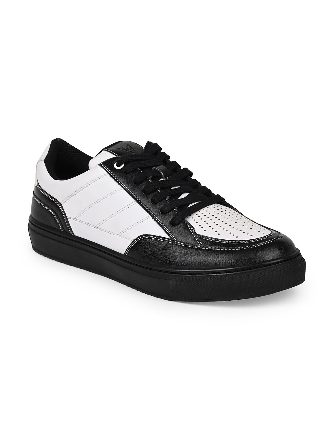 The Groove Black Men Casual Sneaker V8 By Ruosh