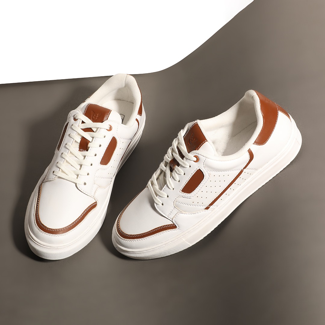 The Aldor White & Tan Men Casual Sneaker V8 By Ruosh