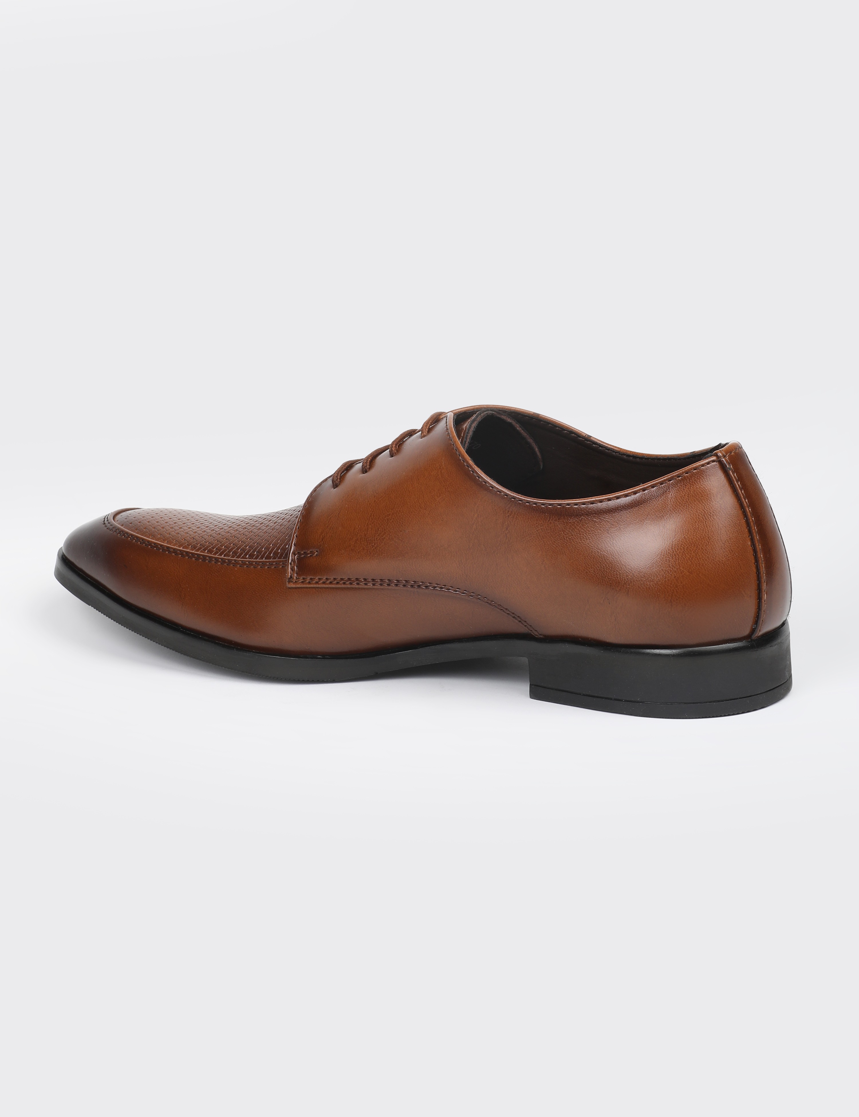 The Aura Tan Men Apron Toe Derby V8 By Ruosh