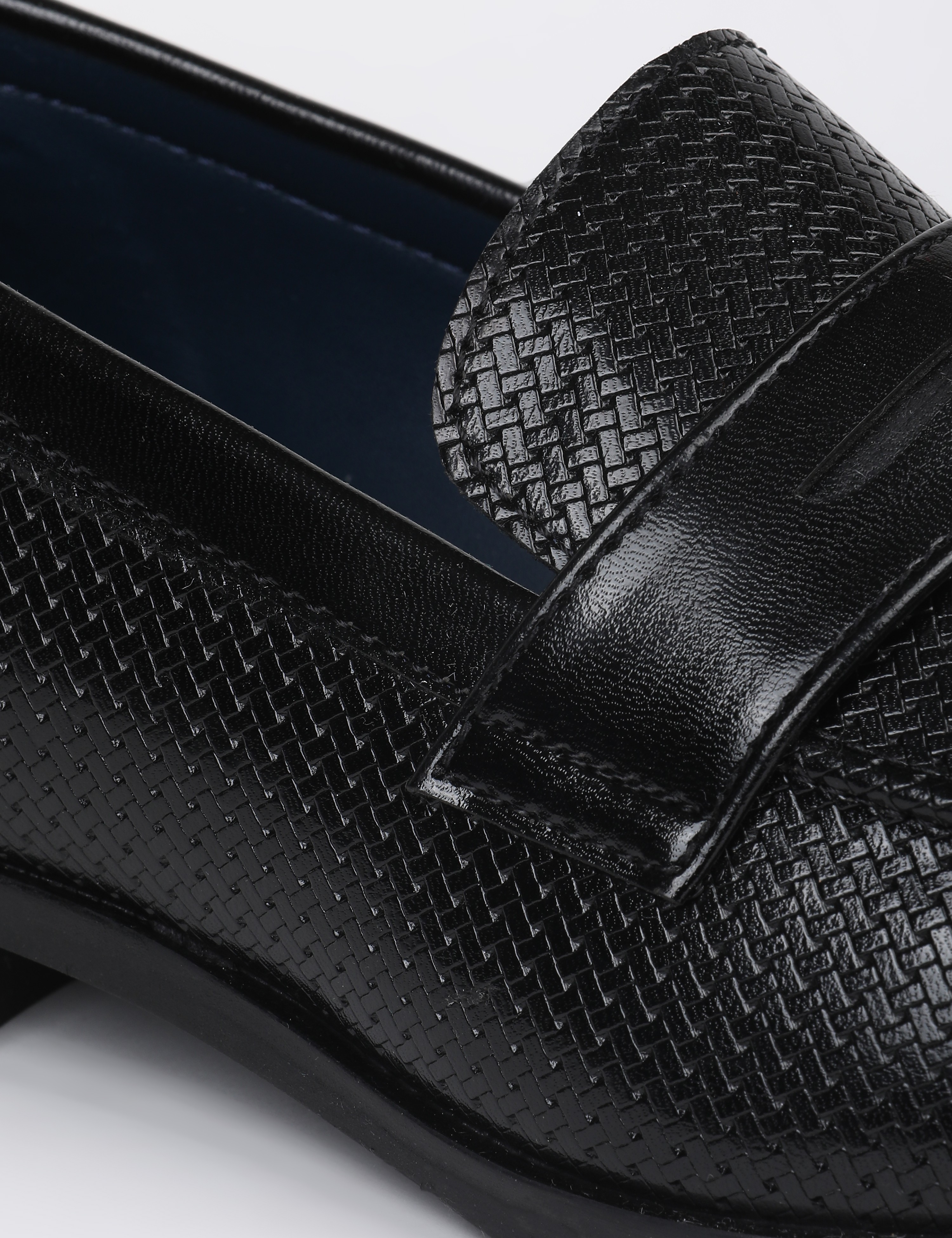The Kobe Black Textured Formal Penny Loafer V8 By Ruosh