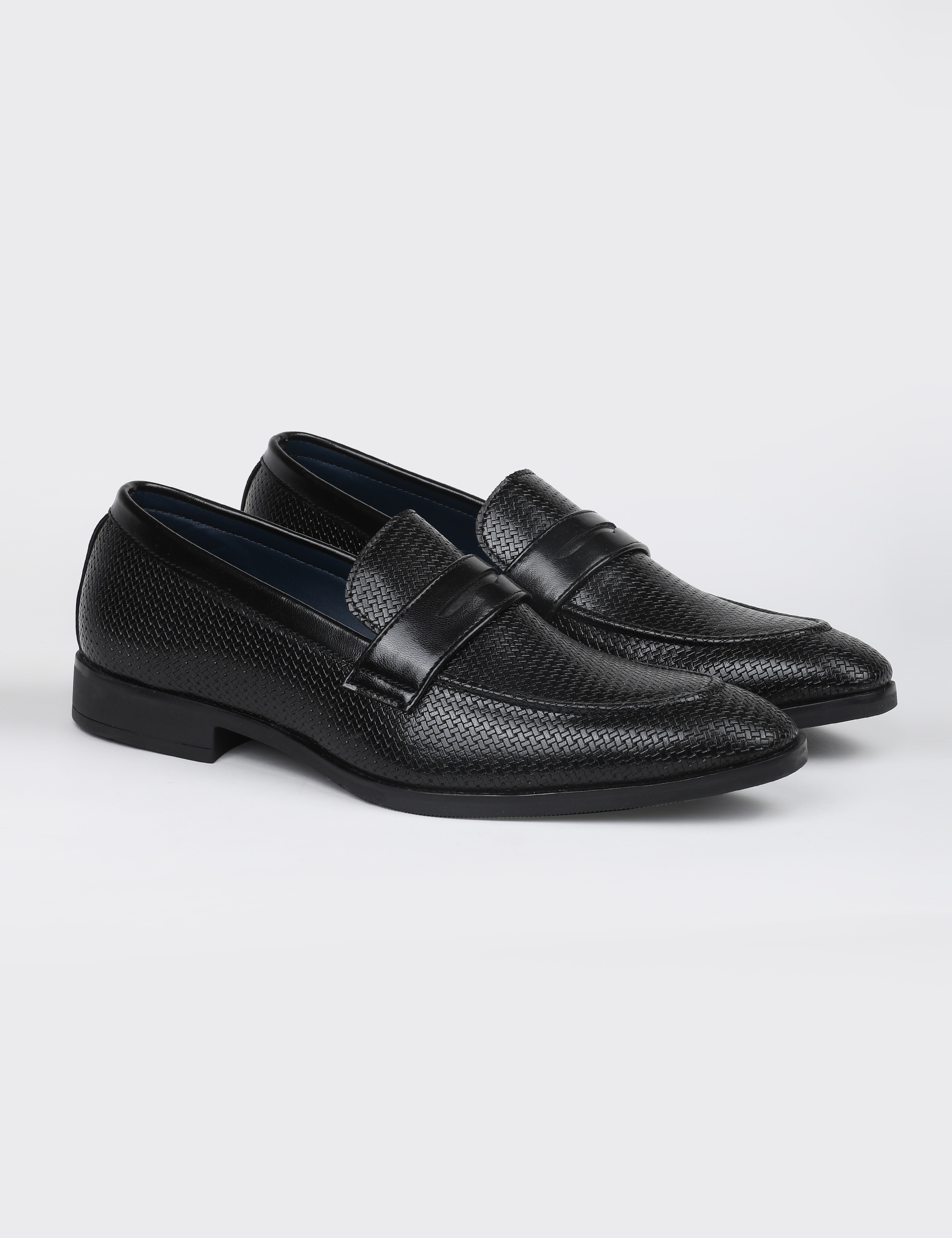 The Kobe Black Textured Formal Penny Loafer V8 By Ruosh