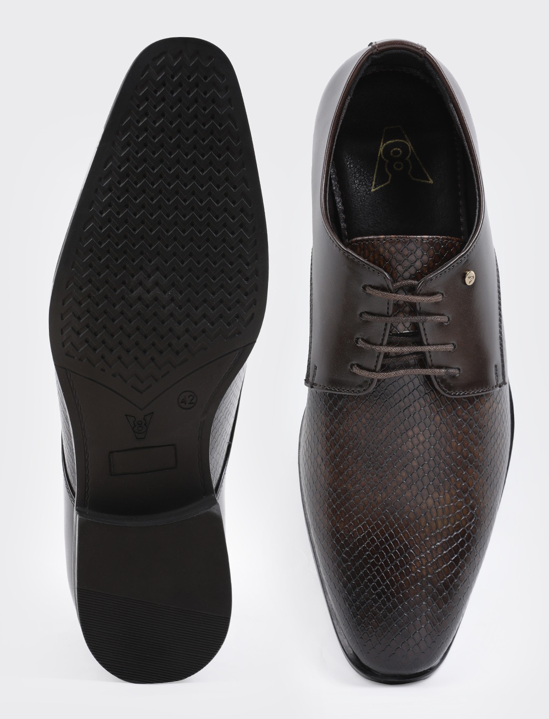 The Jonas Brown Men Textured Derby V8 By Ruosh
