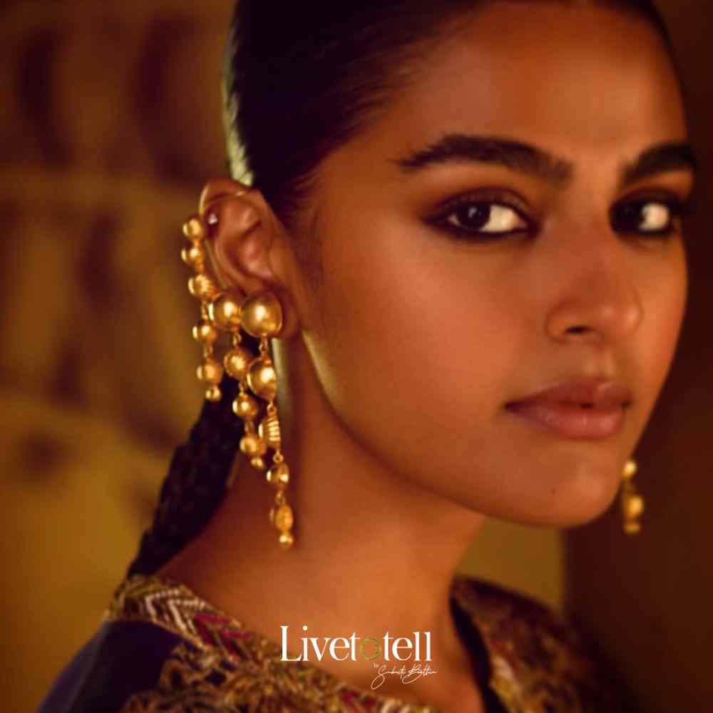 Bombshell Pataka Earcuffs