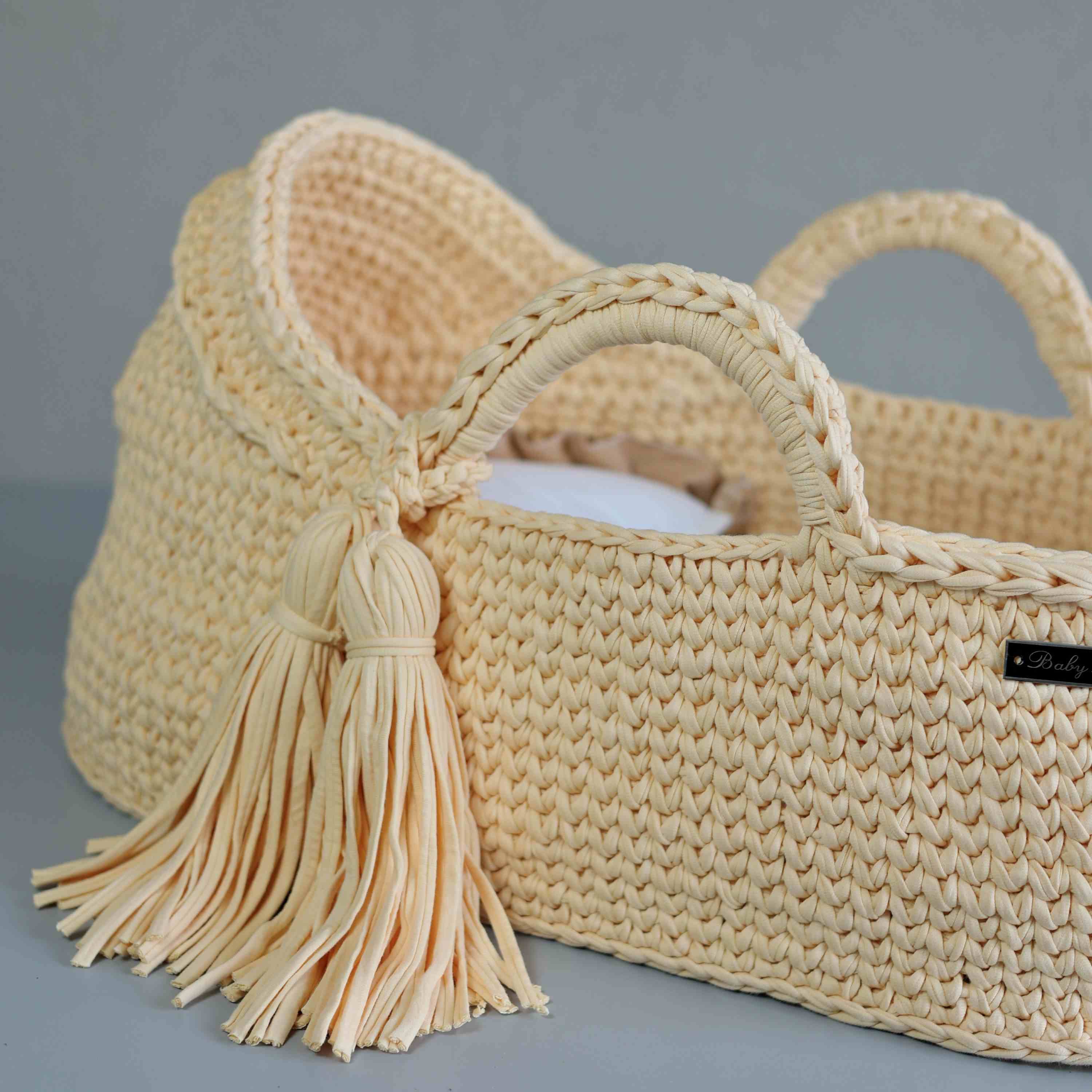 Dreamy Cream Moses Basket