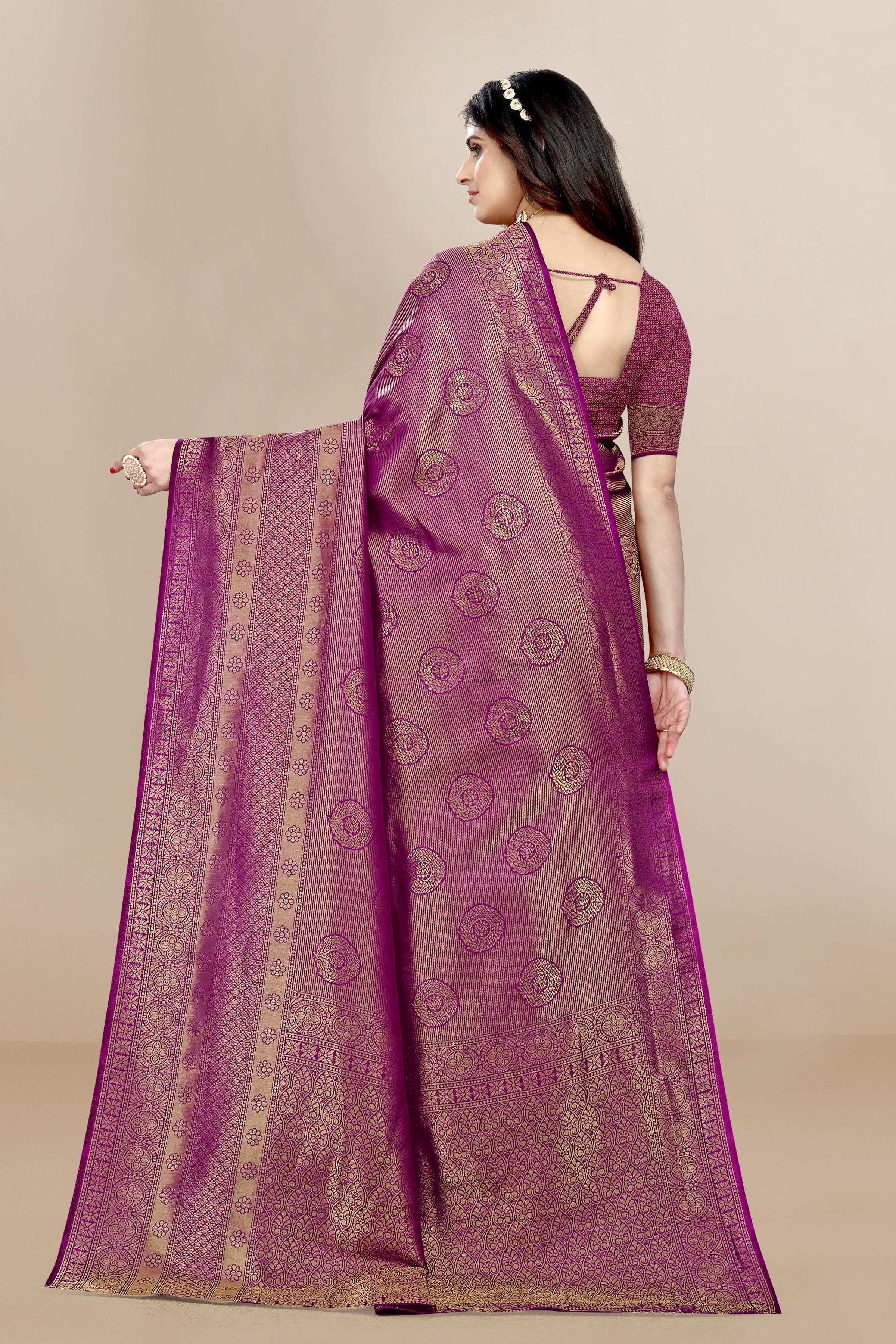 Vairagee | Viaragee Beautiful Ethnic Wear Silk Blend Banarasi Traditional Saree 2