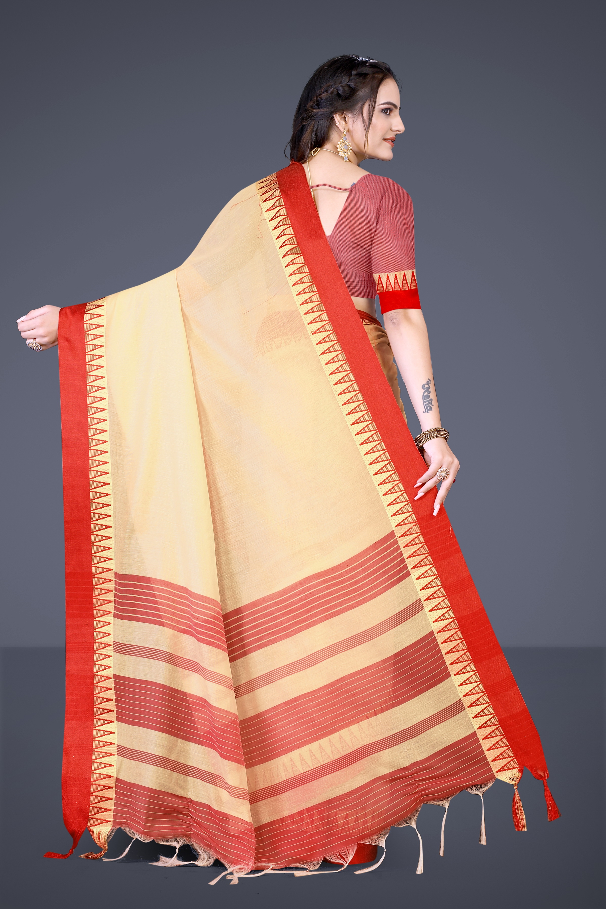 Vairagee | Vairagee  Beautiful Ethnic Wear Cotton Blend  Casual  Saree 2