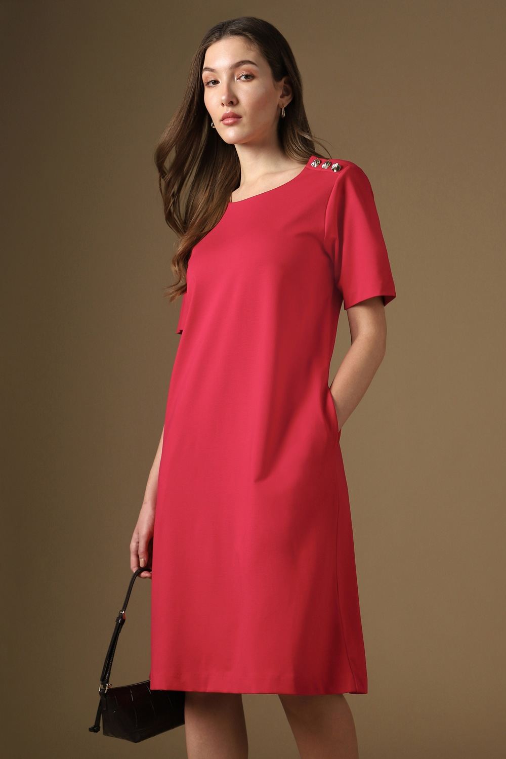 Women Red Solid Knee Length Casual Dress