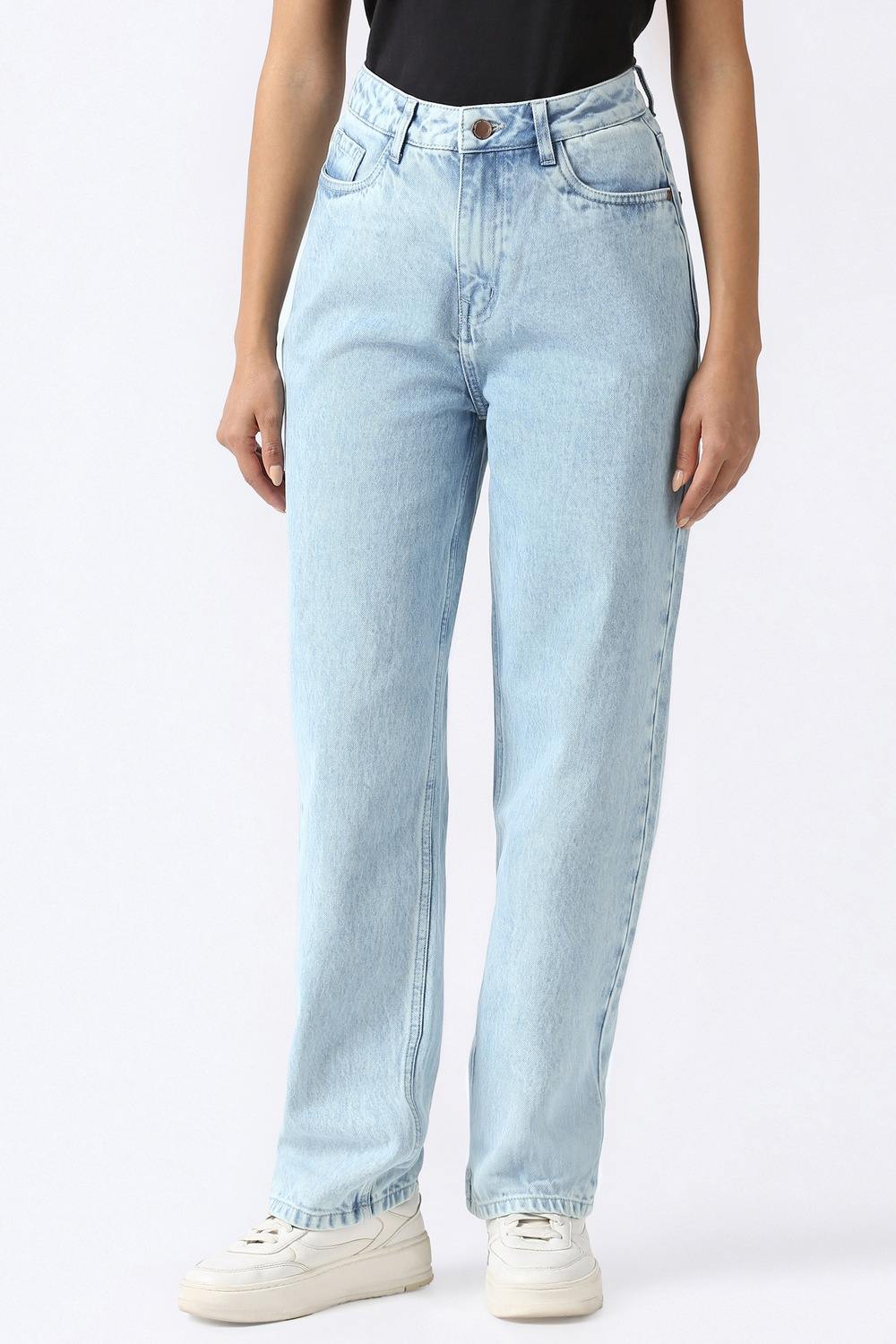 Women Light Blue Light Wash Jeans