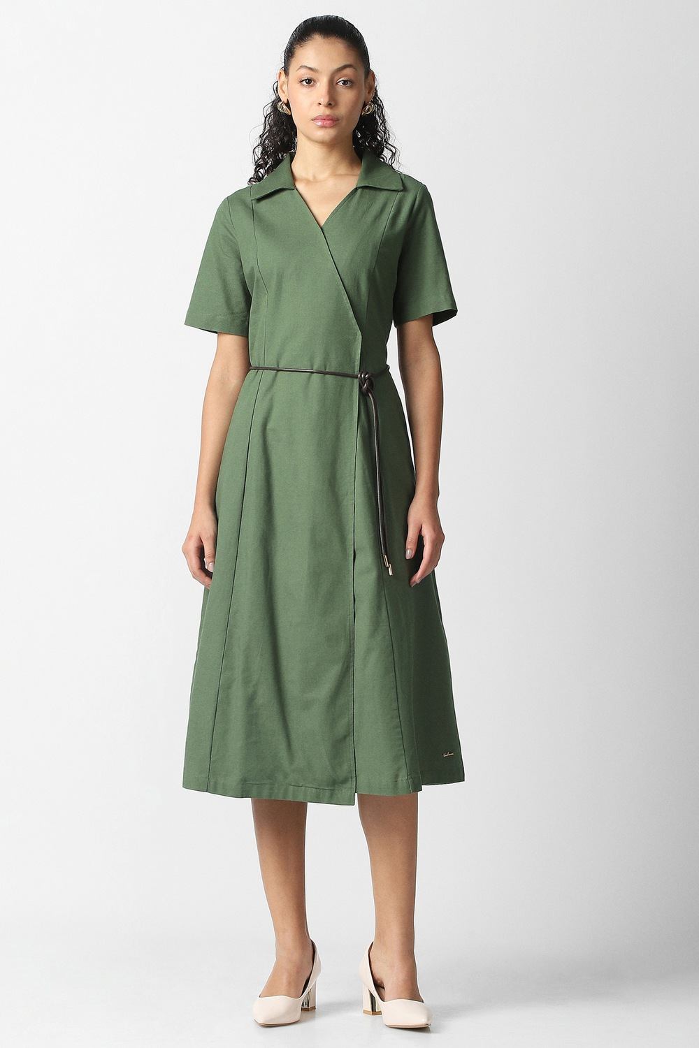 Women Olive Solid Formal Dress