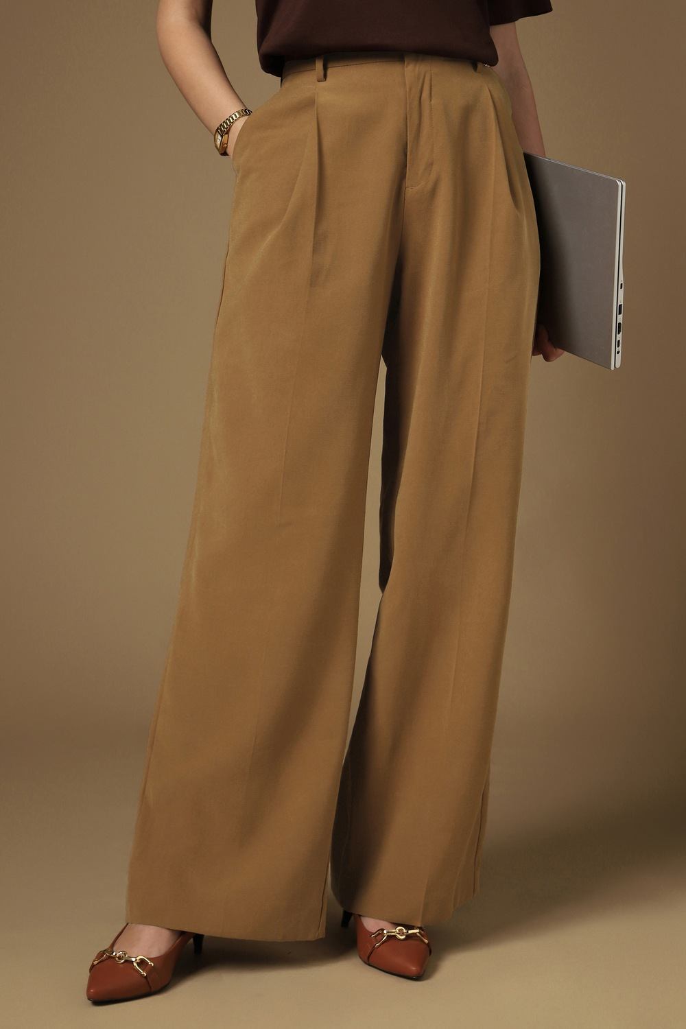 Women Brown Solid Casual Trousers