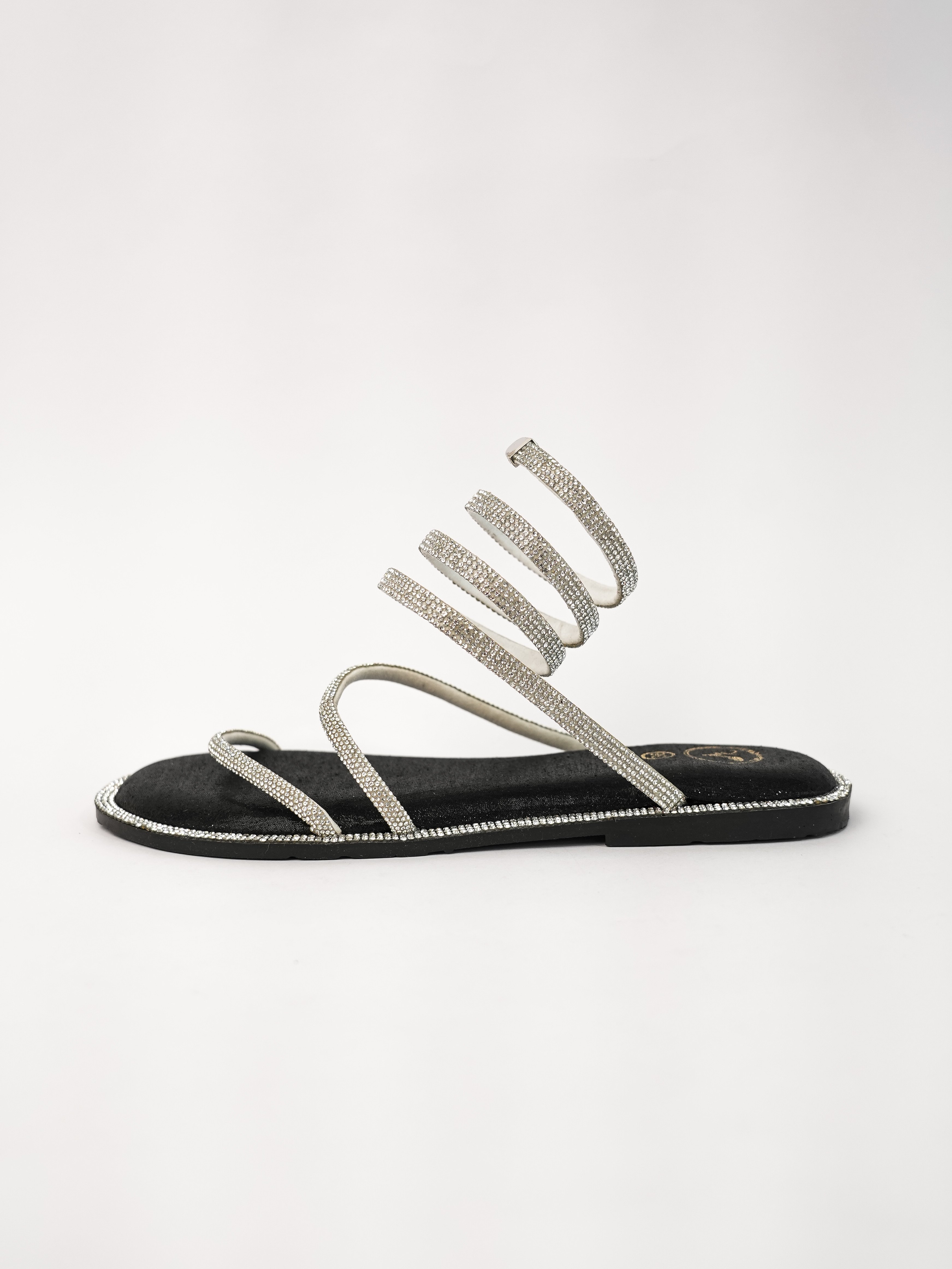 PILLOW WALK SILVER BLACK