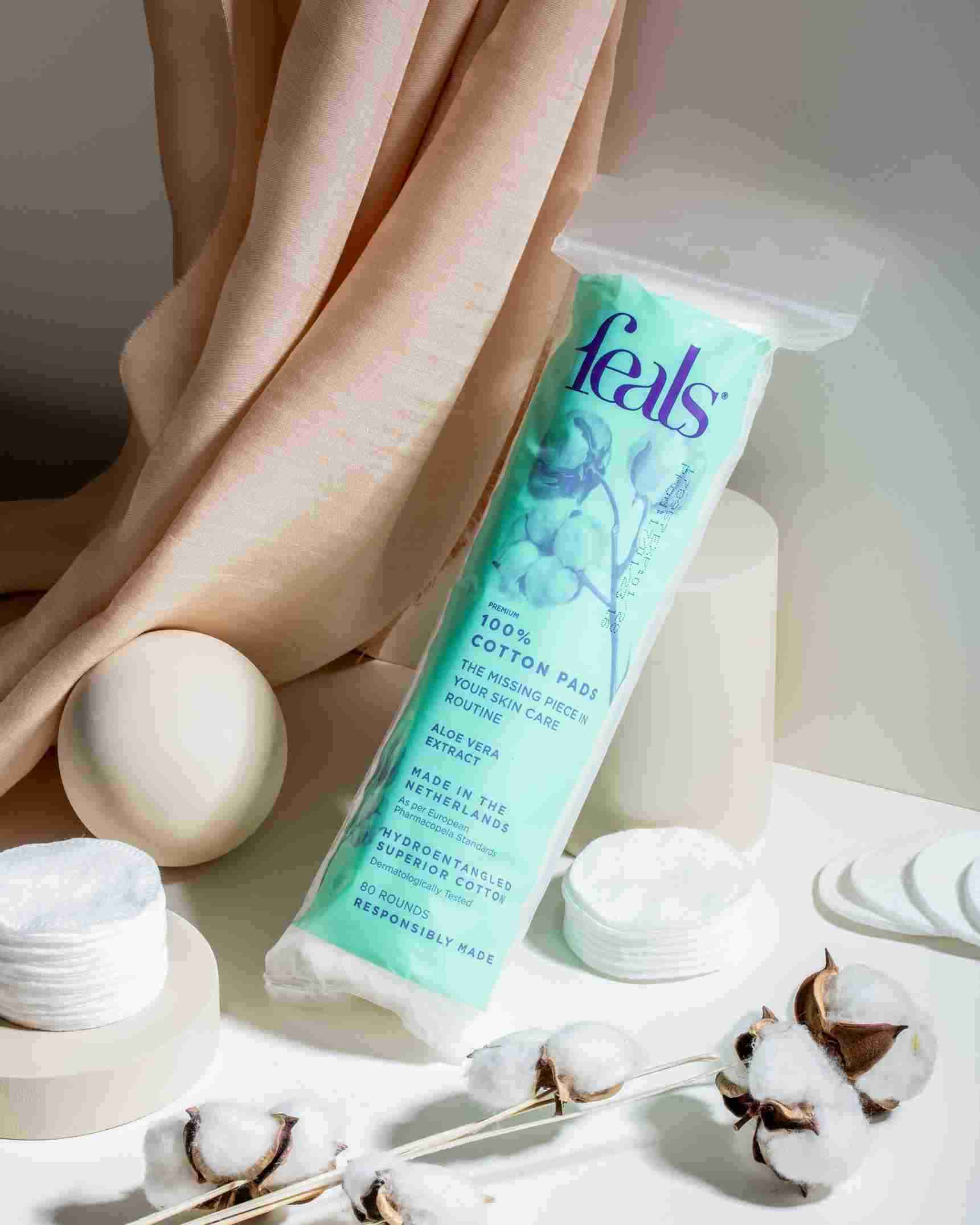 Cotton Pads for Face with Aloe Vera | Makeup remover pads for Face/Eyes | Pre-makeup cleansing | Unmatched Absorbency, Lint Free, Hypoallergenic | 80 Rounds per Pack {Pack of 6} (480 Rounds)