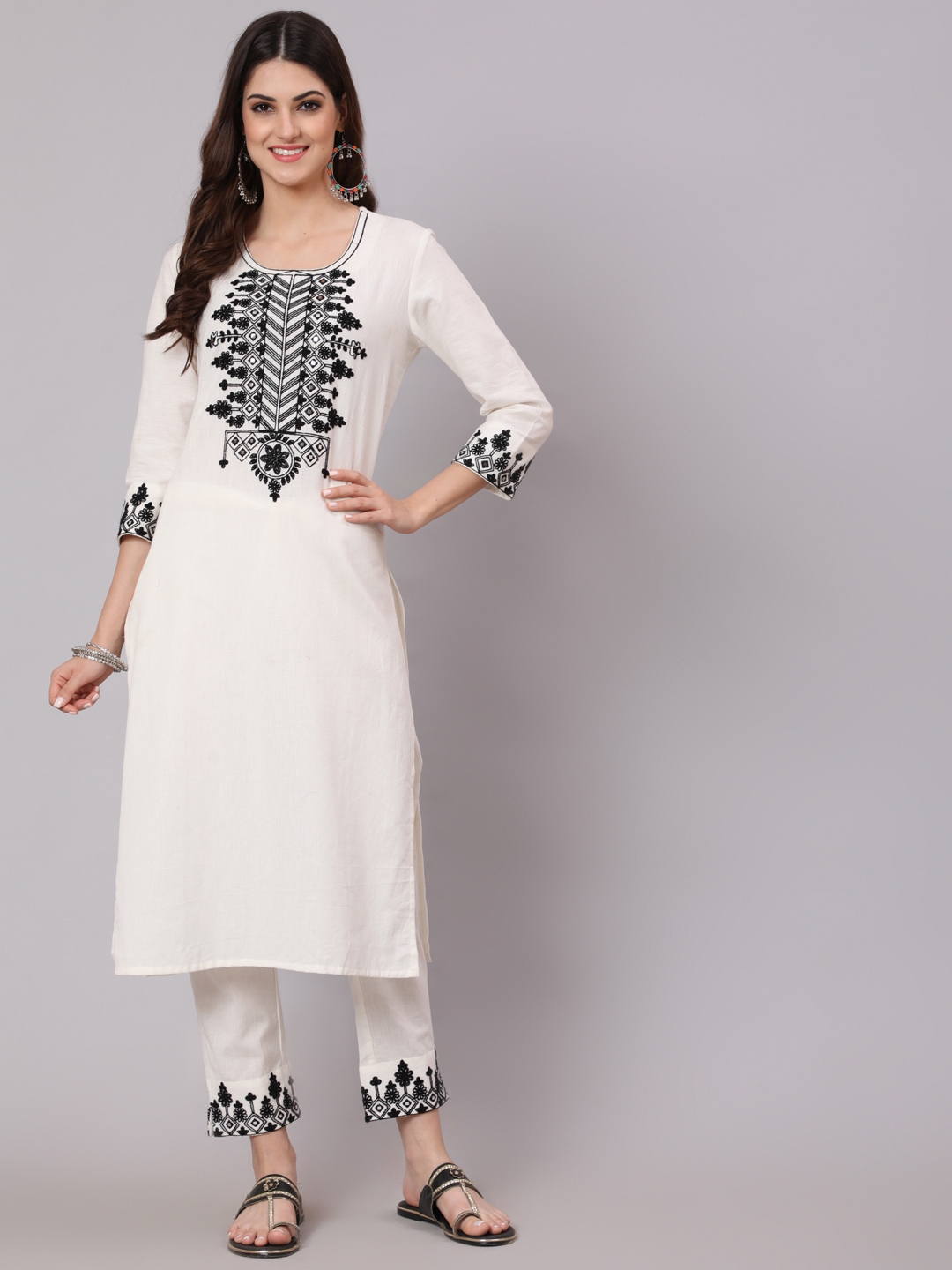 ANTARAN | Aari Embroiderry Off White Kurta Pant Set 2