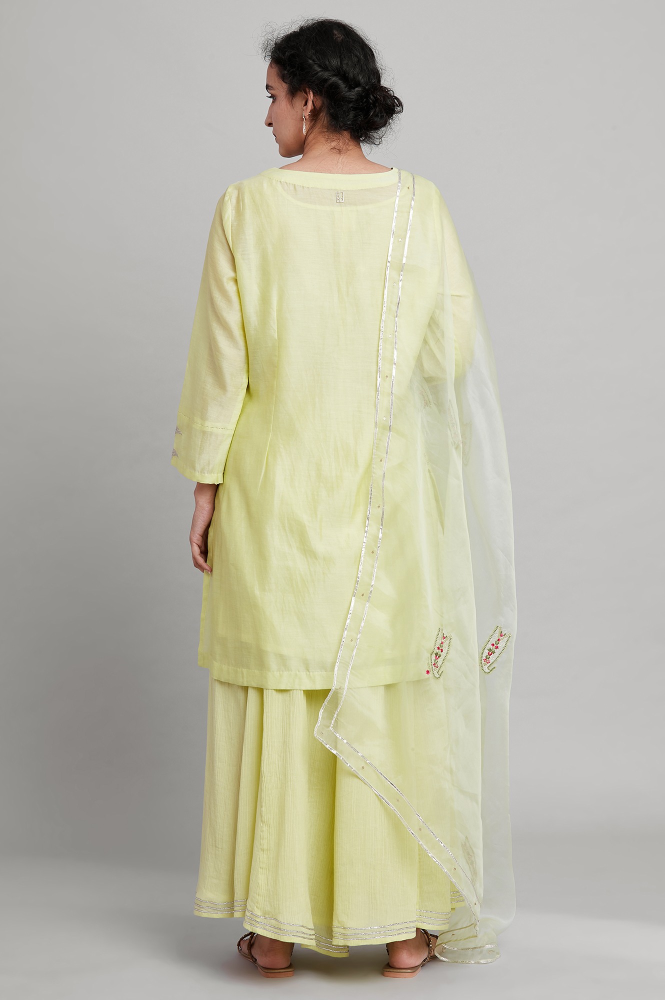 Light Yellow Kurta-Divided Skirt-Embroidered Buti Drape Set