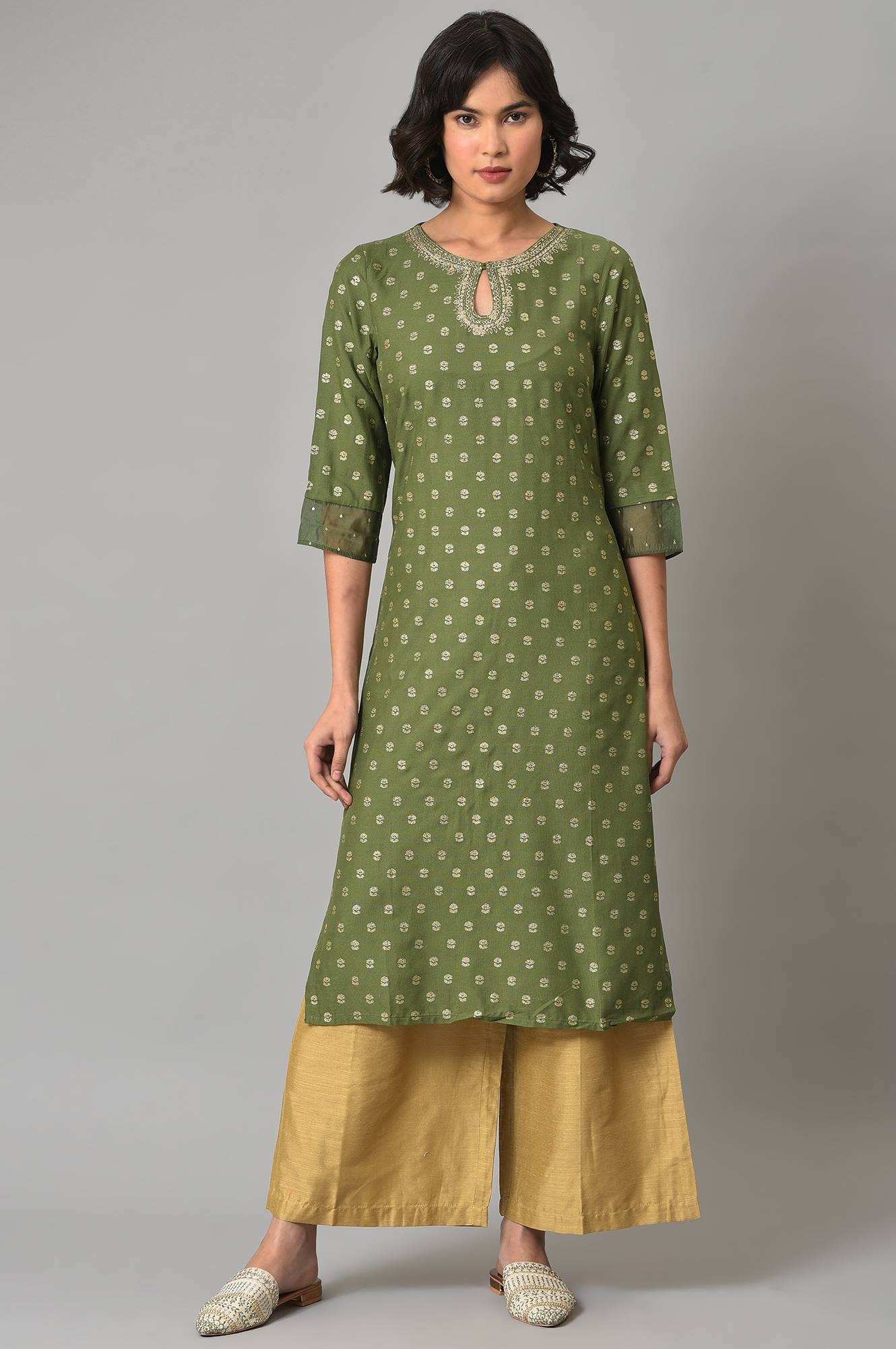 Shop Embroidered Handloom Cotton Kurta Pants Set 3677 Online - Women Plus
